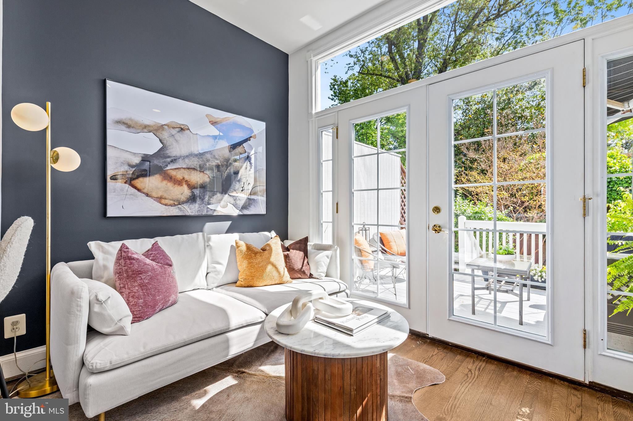 GEORGETOWN - Residential