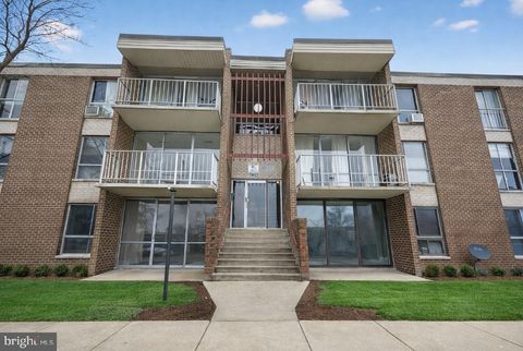 7957 RIGGS ROAD 11 HYATTSVILLE MD 20783