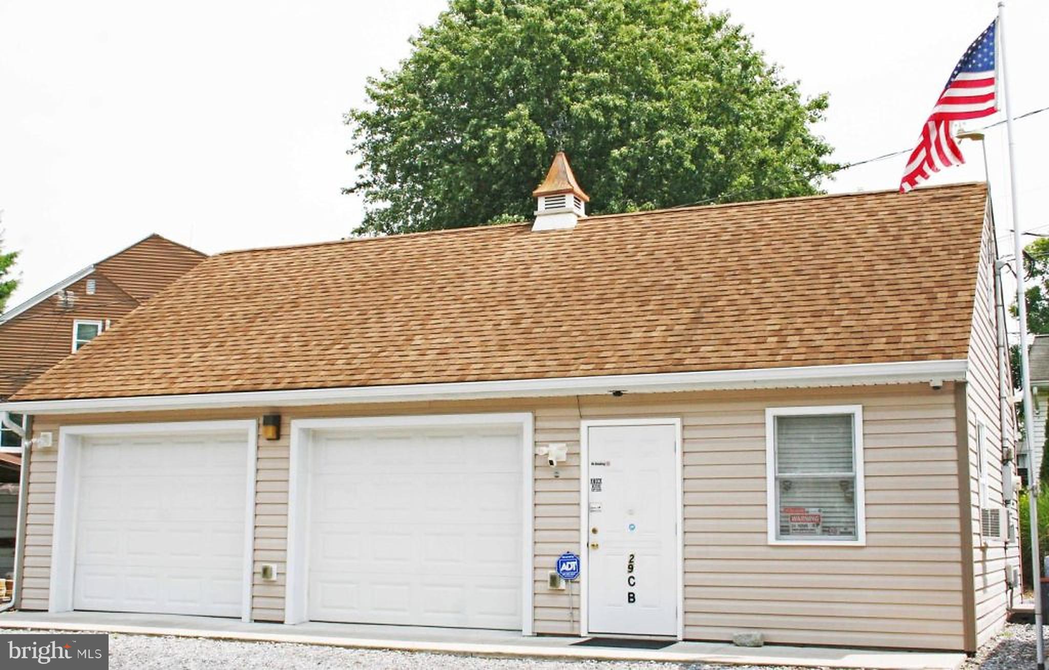 29 N EASTLAND DRIVE B