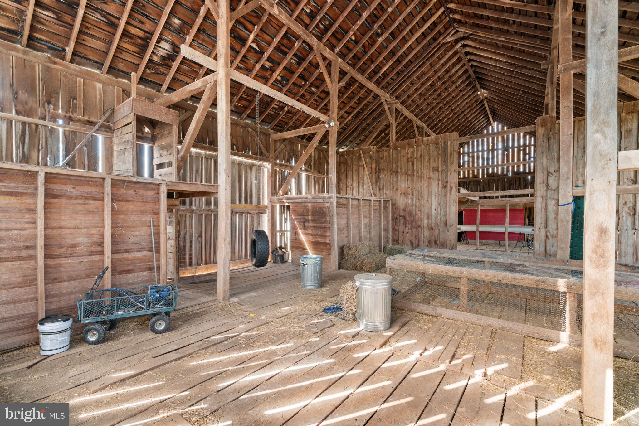 ANGELOS-URBAN - Residential