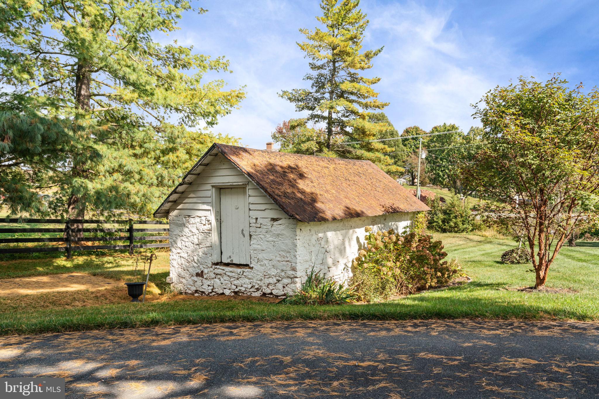 ANGELOS-URBAN - Residential