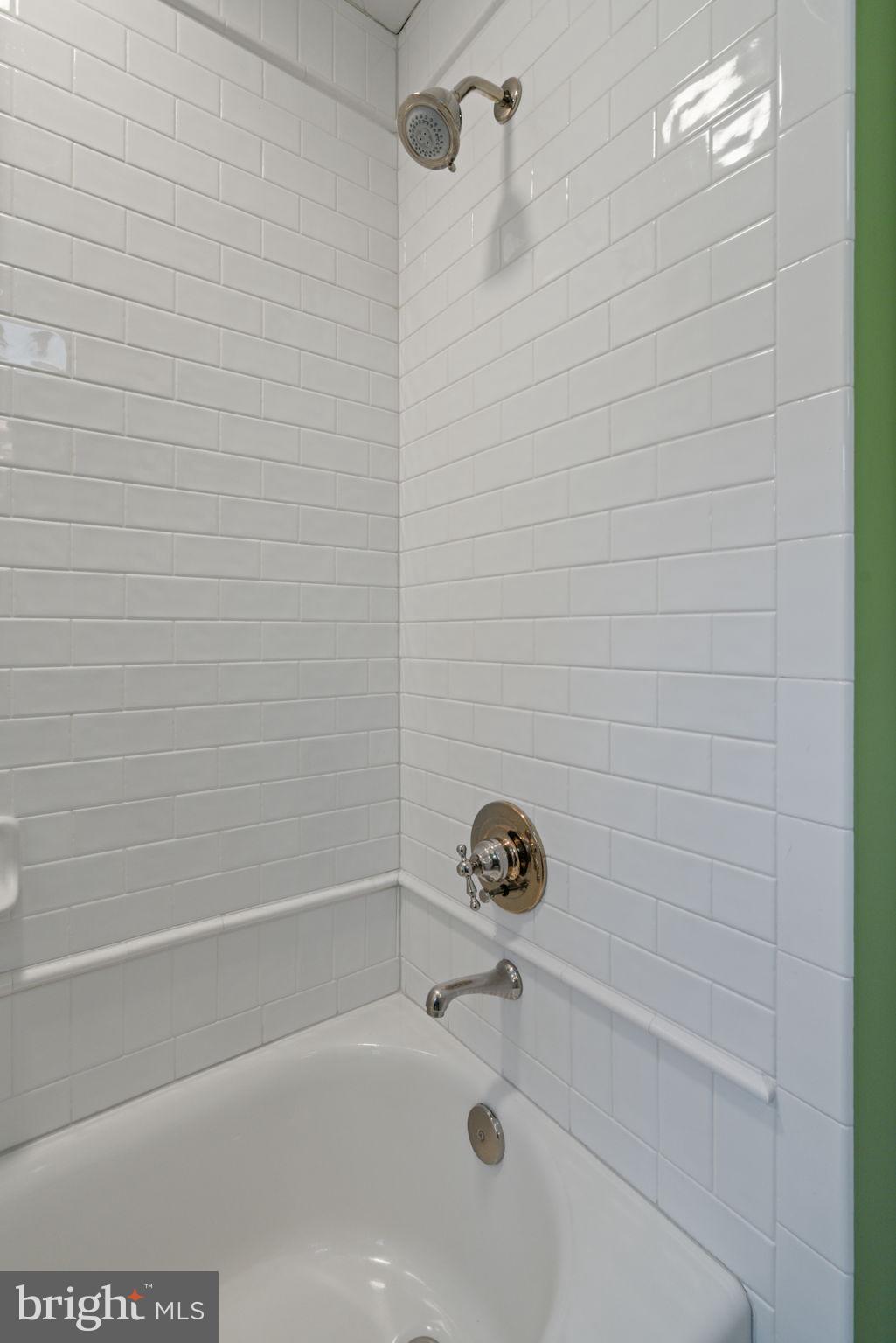 ANGELOS-URBAN - Residential