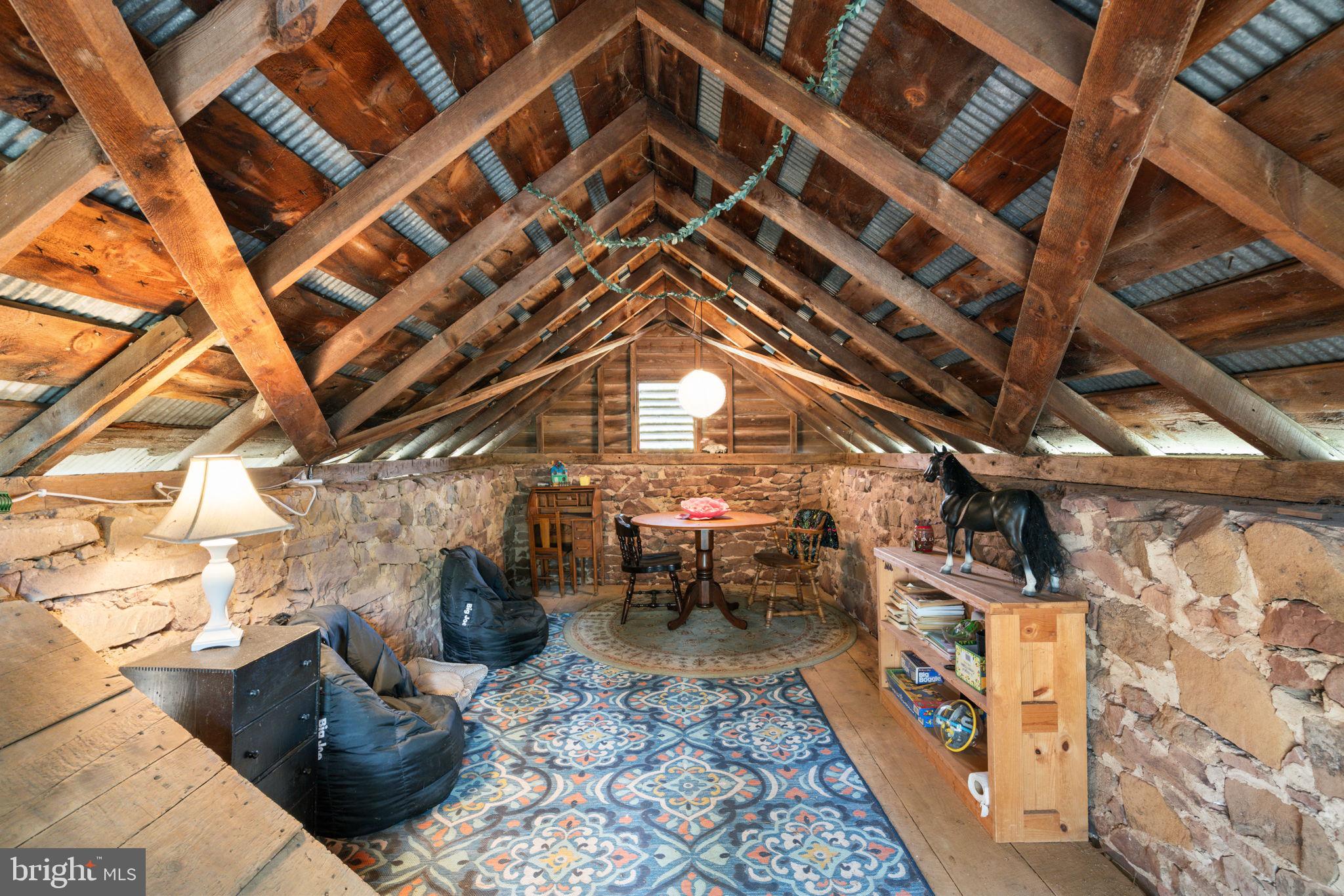 ANGELOS-URBAN - Residential