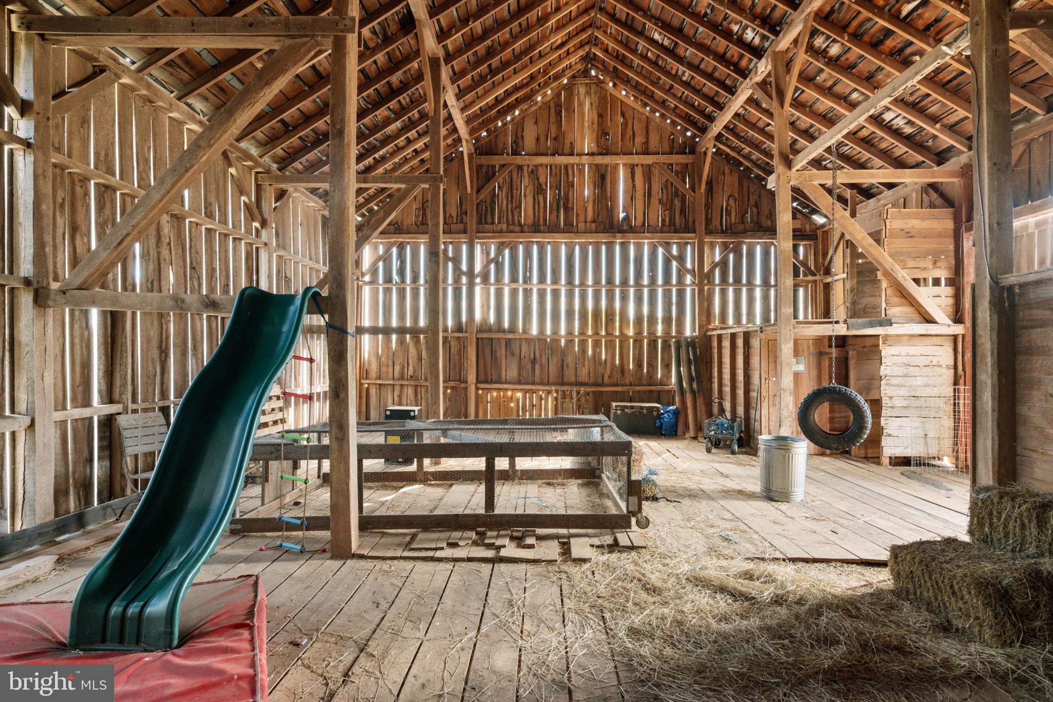 ANGELOS-URBAN - Residential