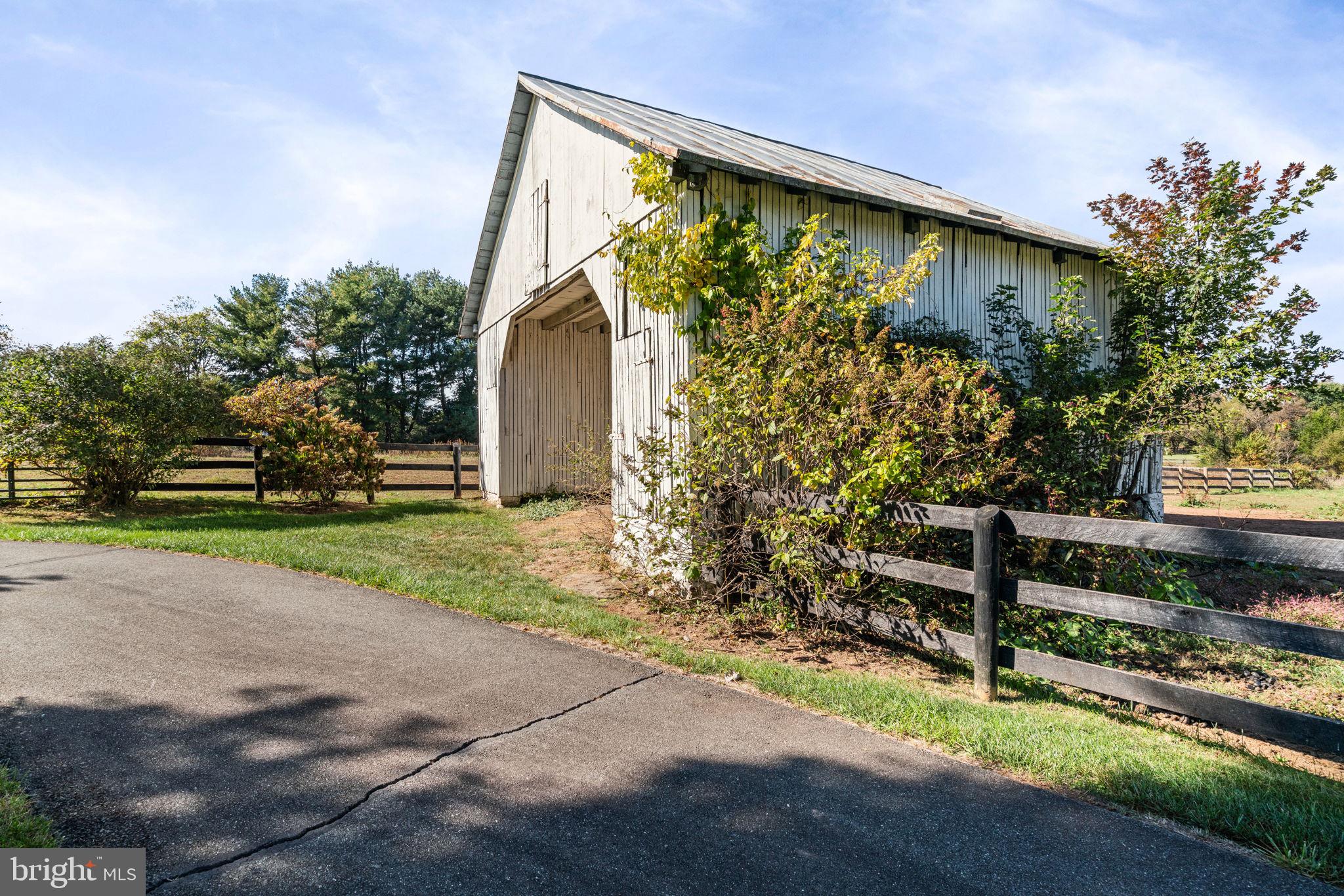 ANGELOS-URBAN - Residential