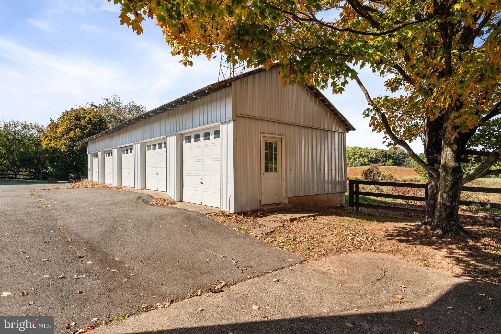 ANGELOS-URBAN - Residential