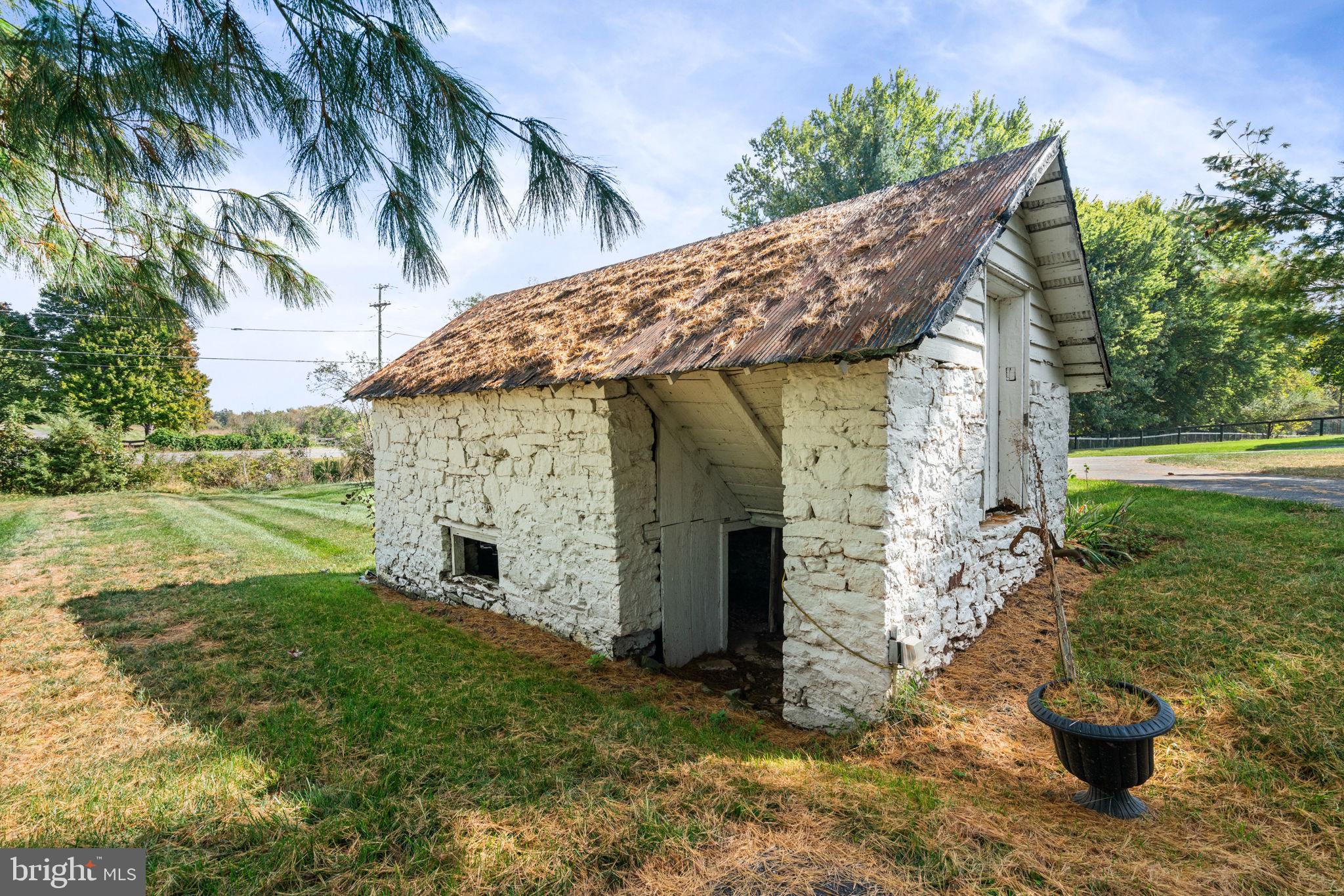 ANGELOS-URBAN - Residential