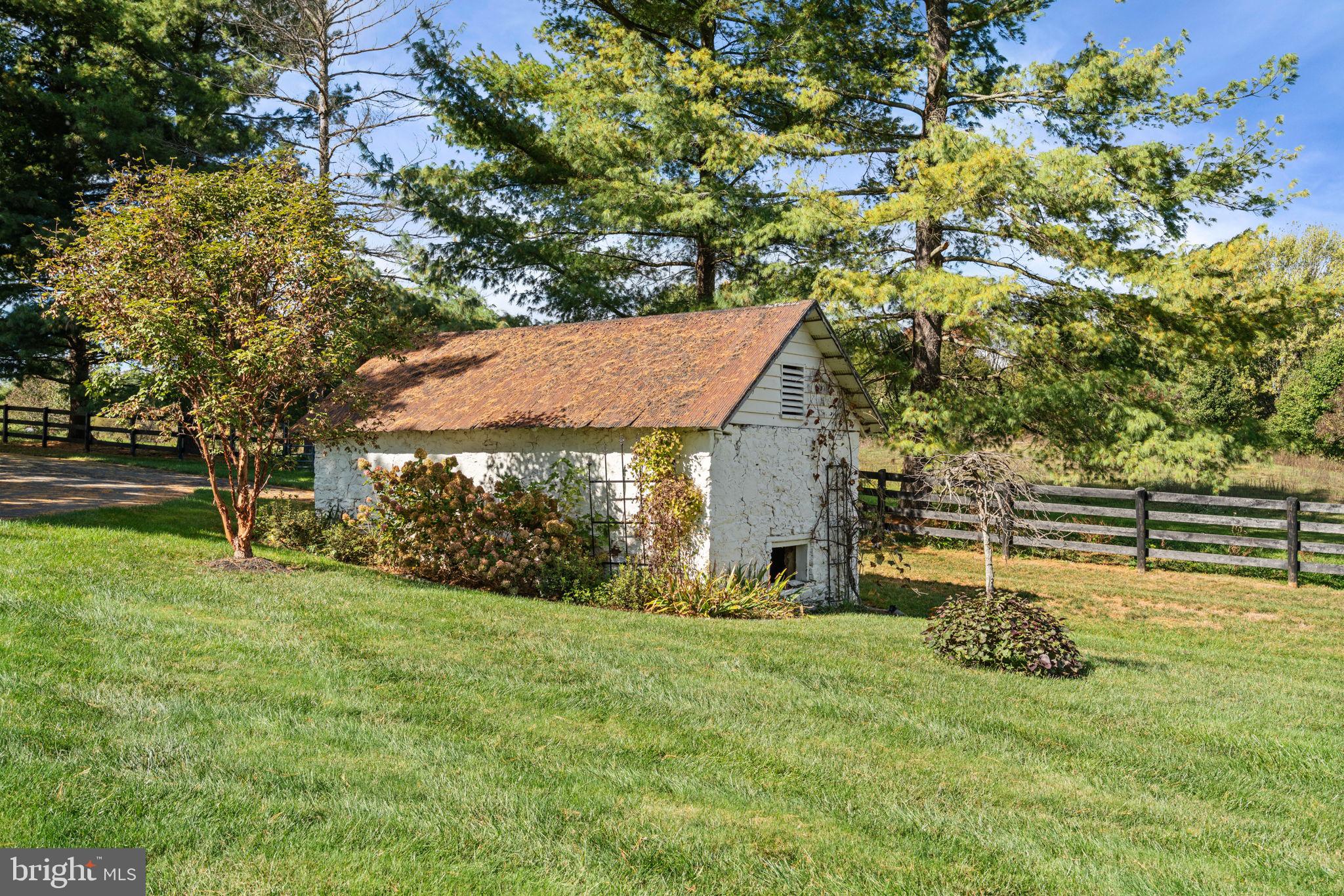 ANGELOS-URBAN - Residential