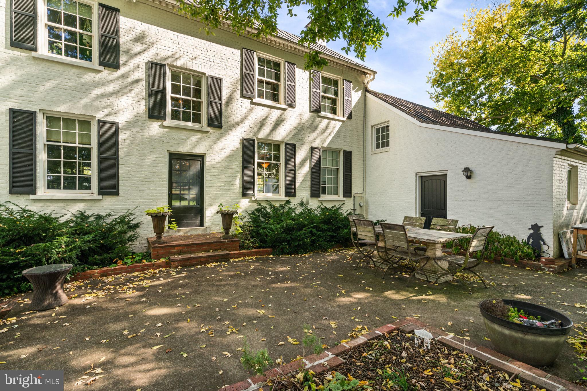 ANGELOS-URBAN - Residential