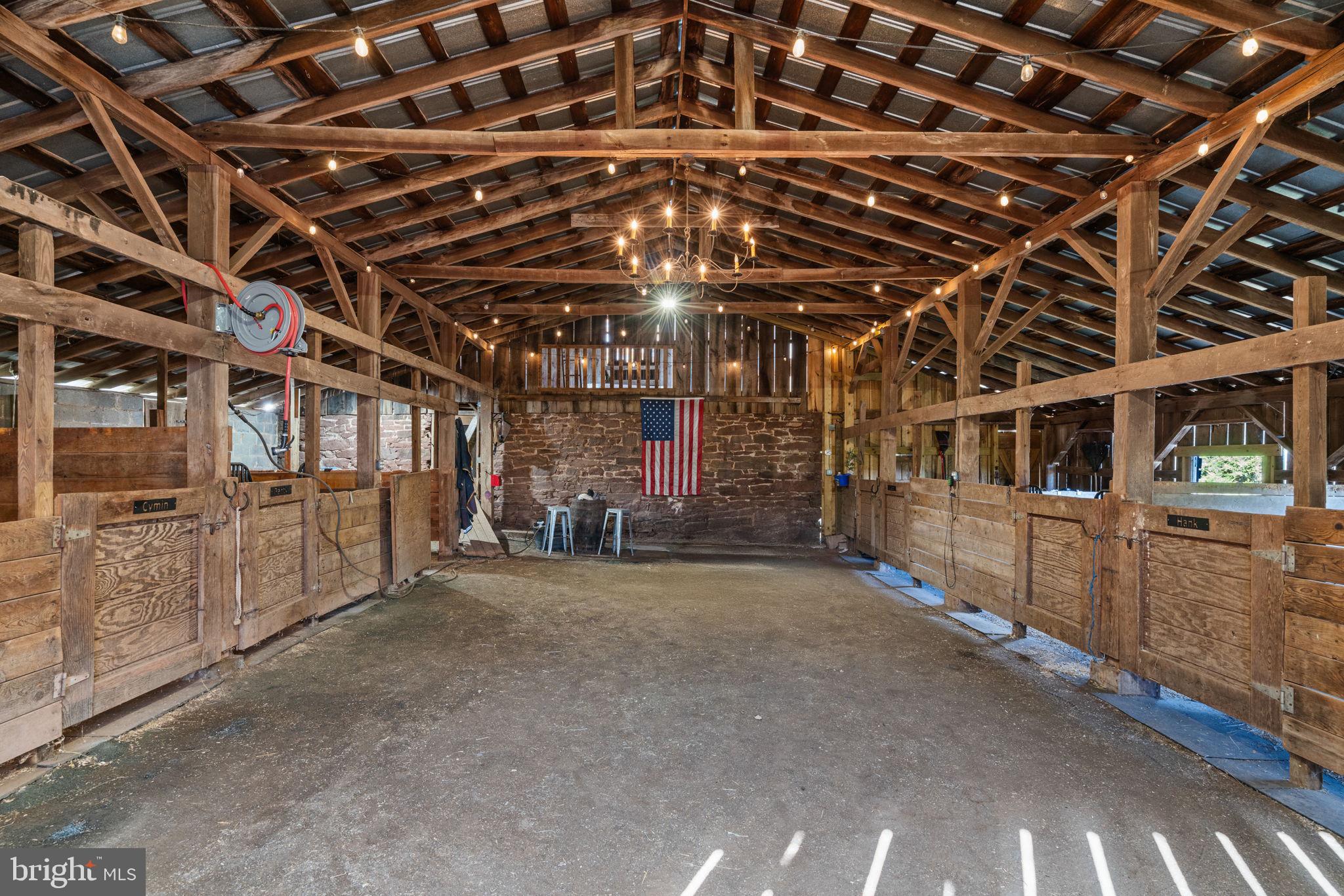 ANGELOS-URBAN - Residential