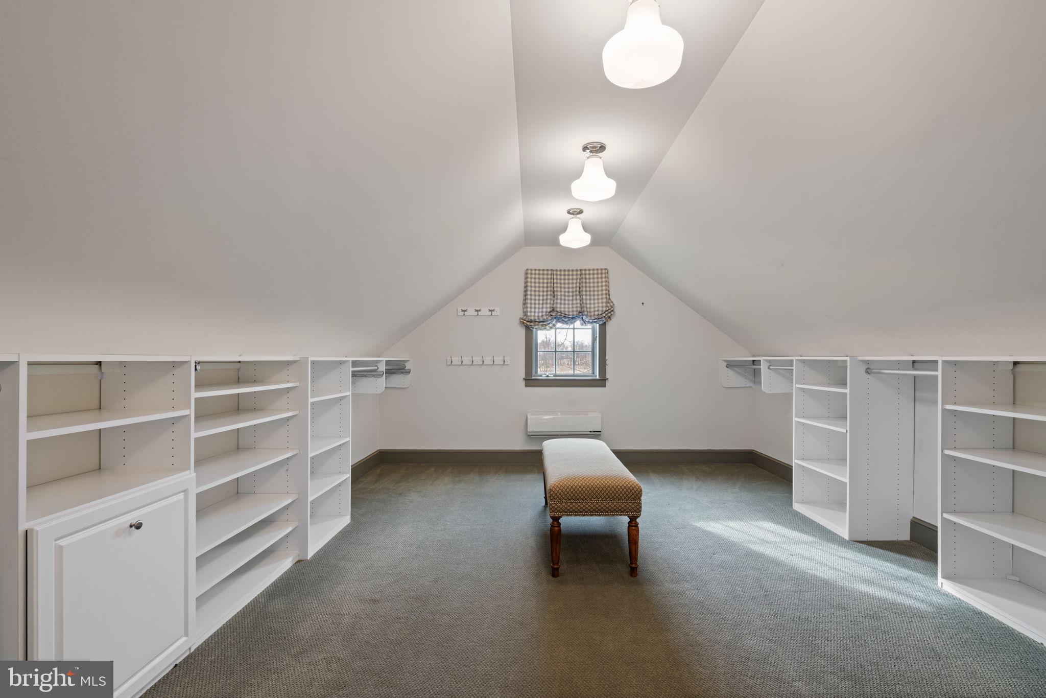 ANGELOS-URBAN - Residential