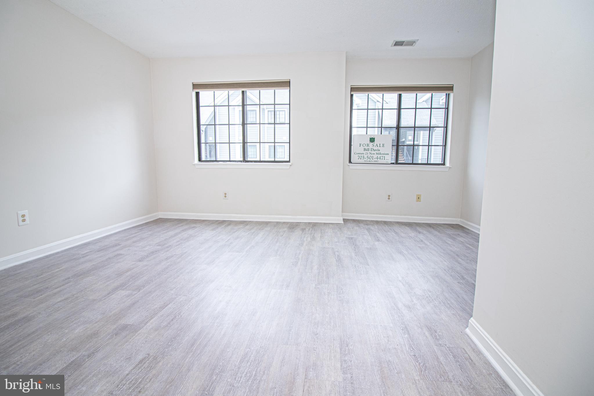 TIERS OF MANCHESTER LAKES - Residential