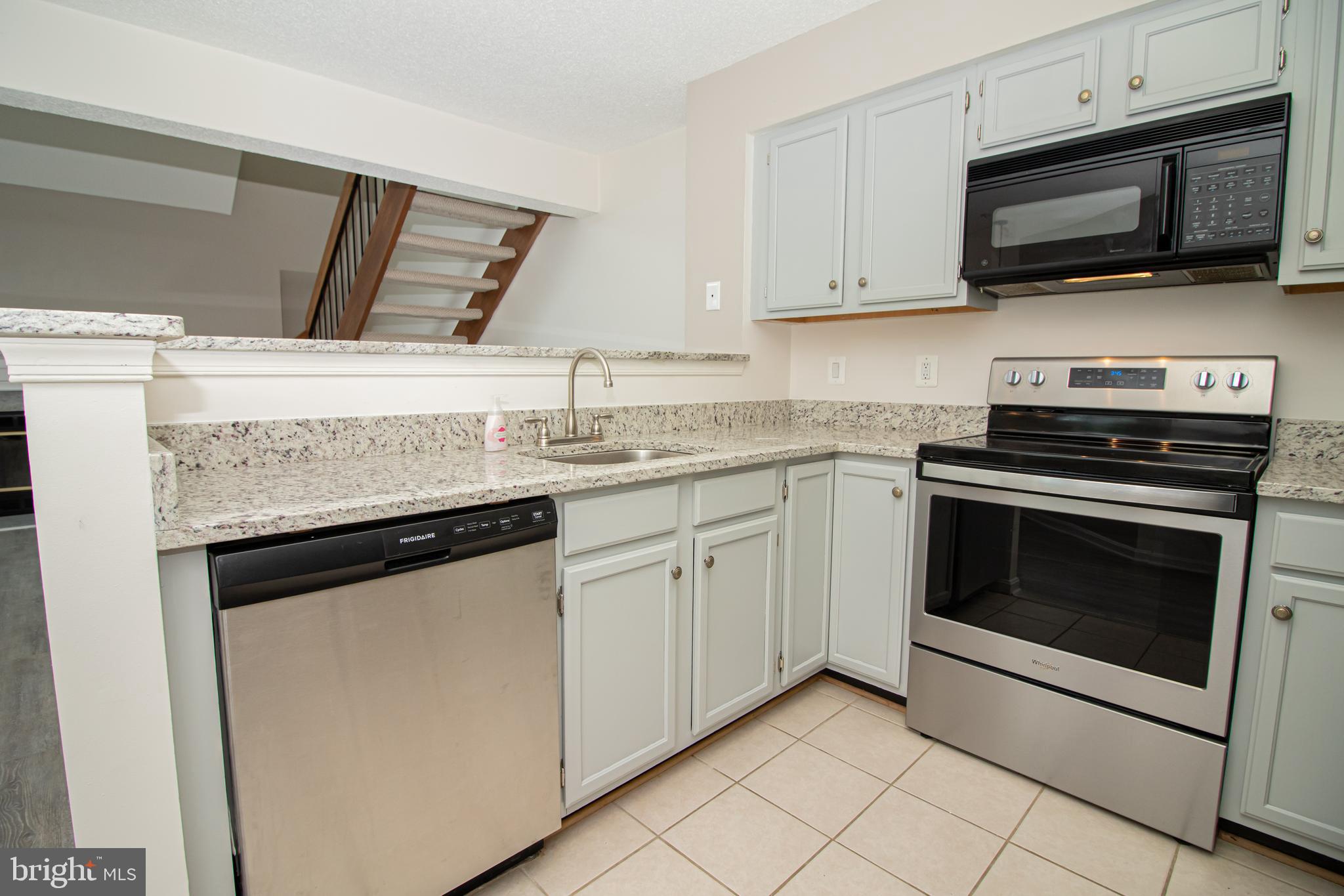 TIERS OF MANCHESTER LAKES - Residential