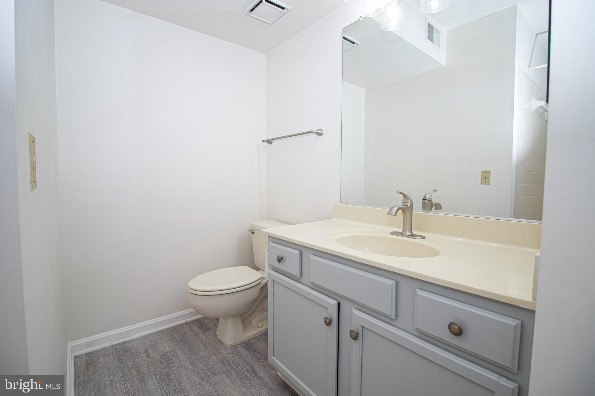 TIERS OF MANCHESTER LAKES - Residential