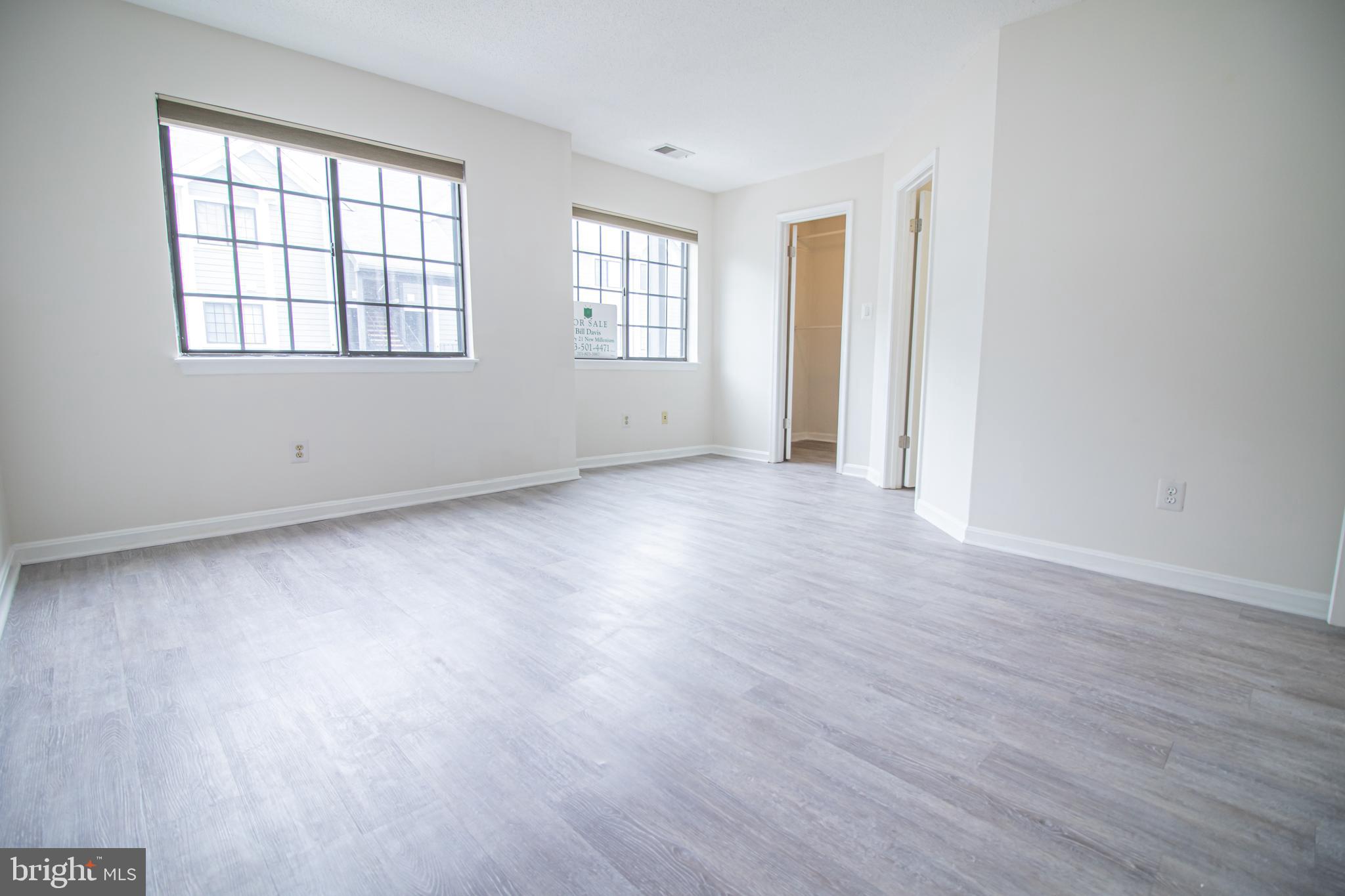 TIERS OF MANCHESTER LAKES - Residential