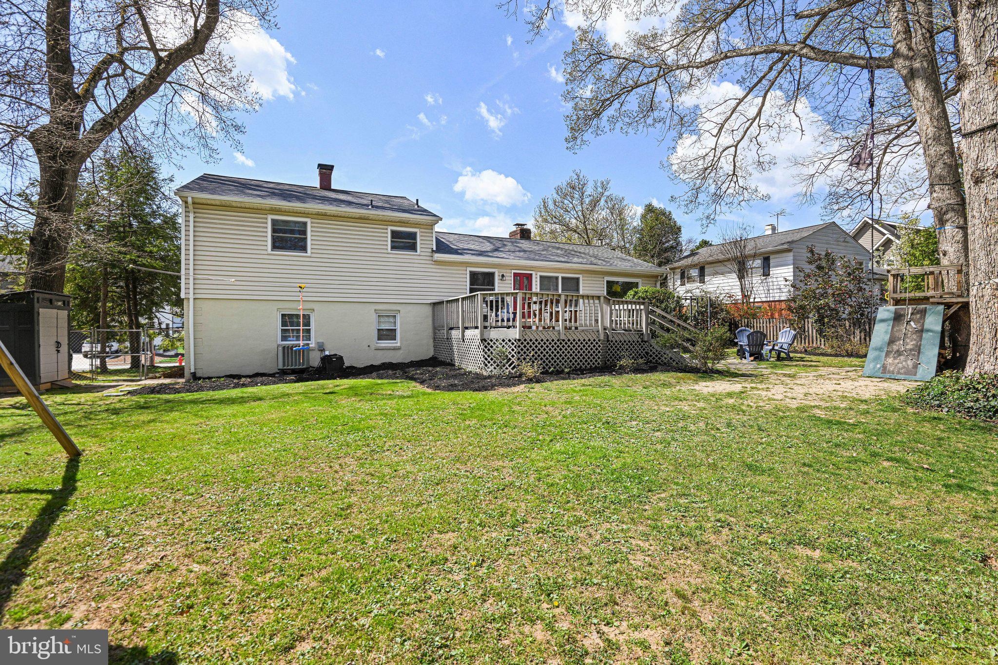 VIENNA WOODS - Residential