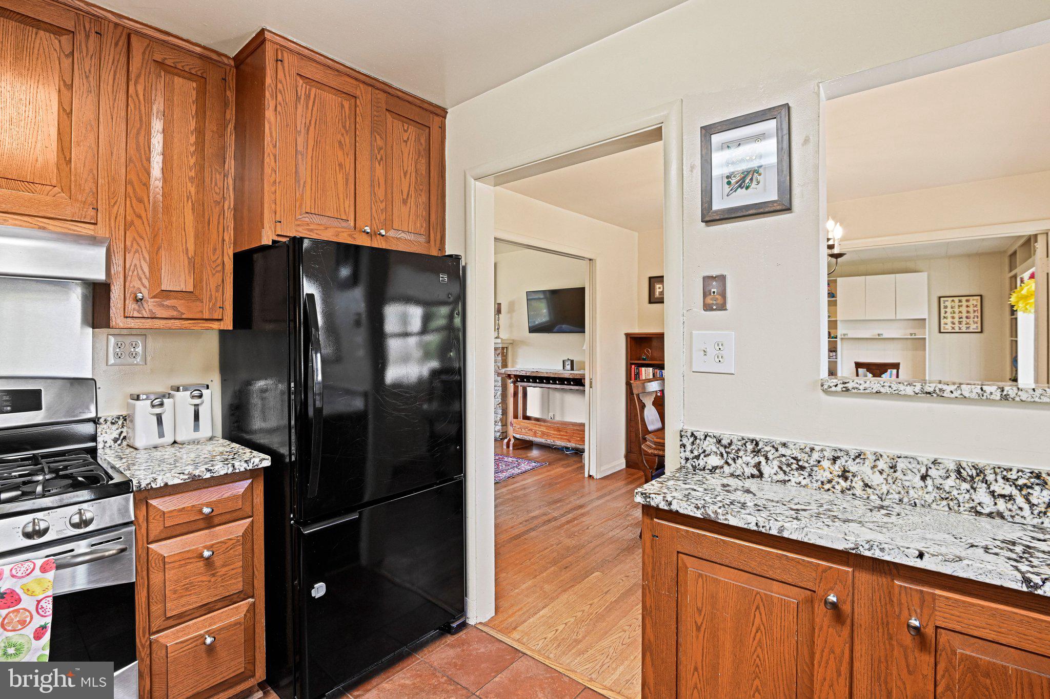 VIENNA WOODS - Residential