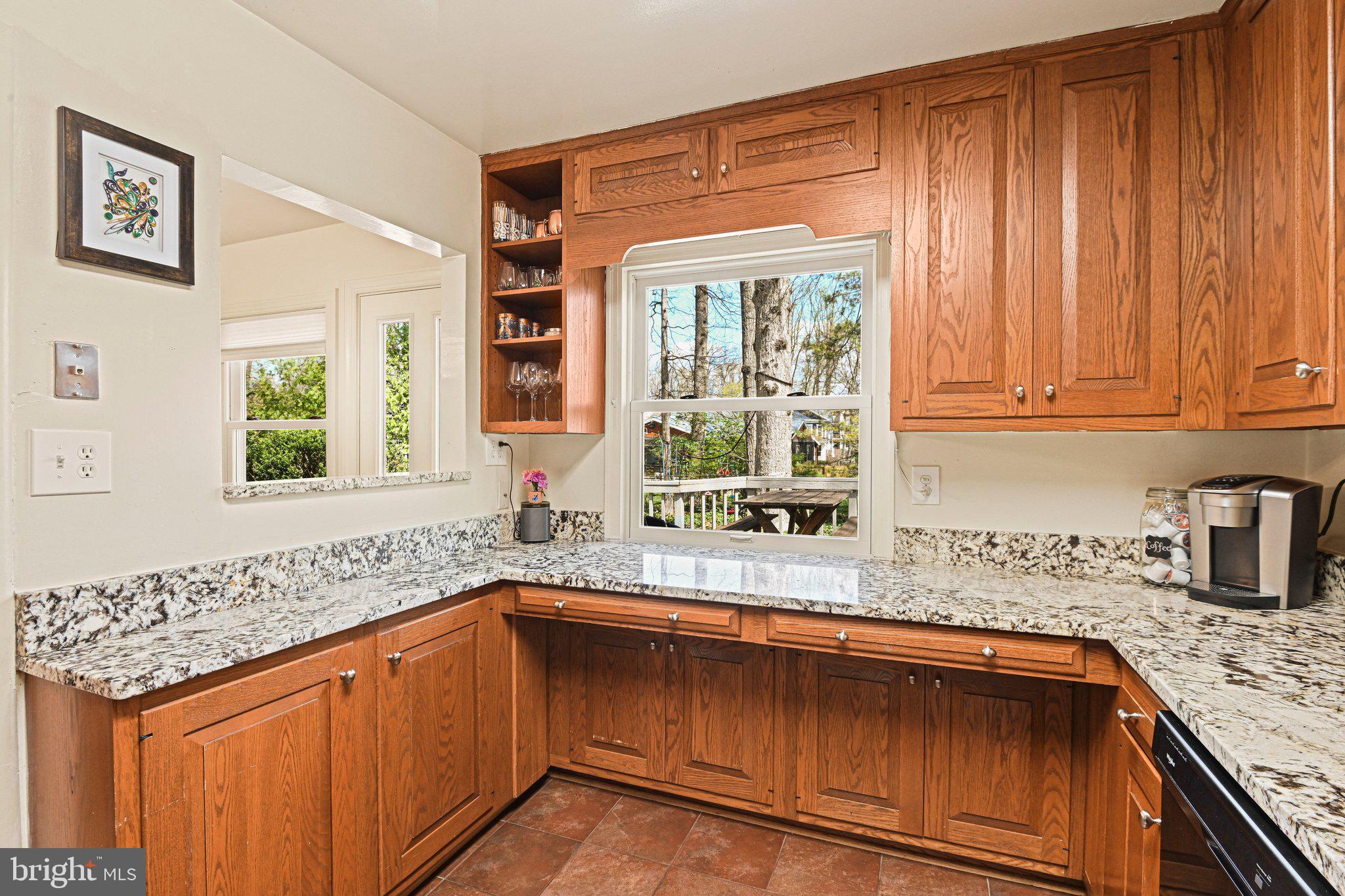 VIENNA WOODS - Residential