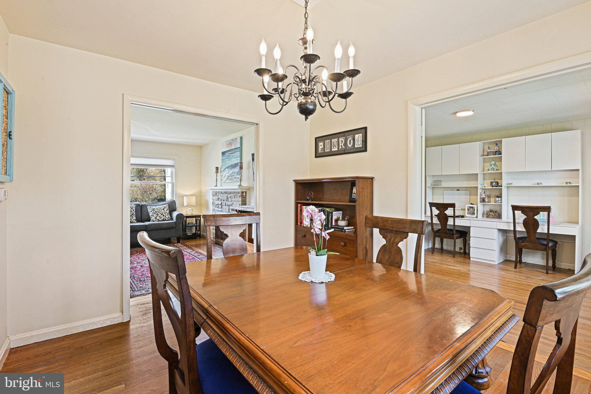 VIENNA WOODS - Residential