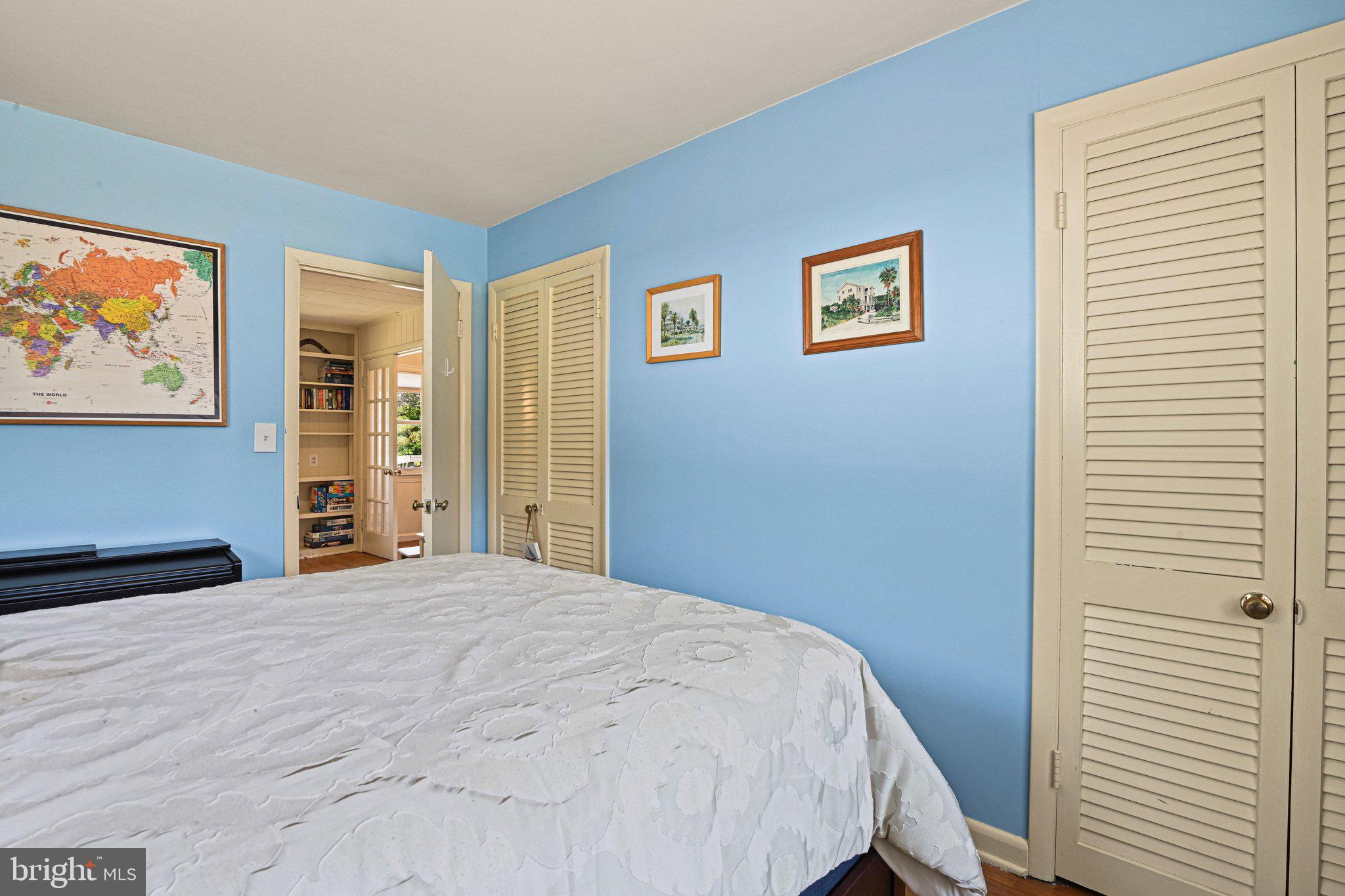 VIENNA WOODS - Residential