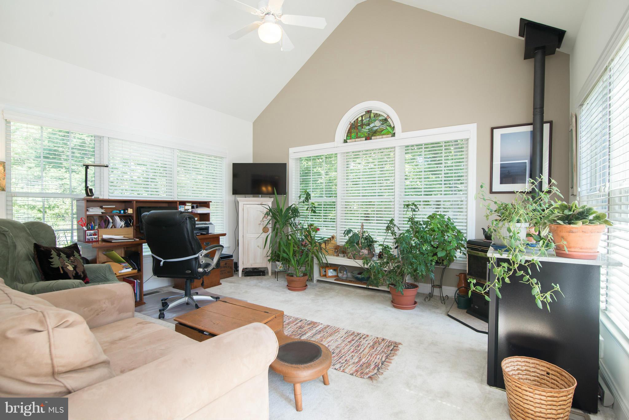 FERNBANK - Residential