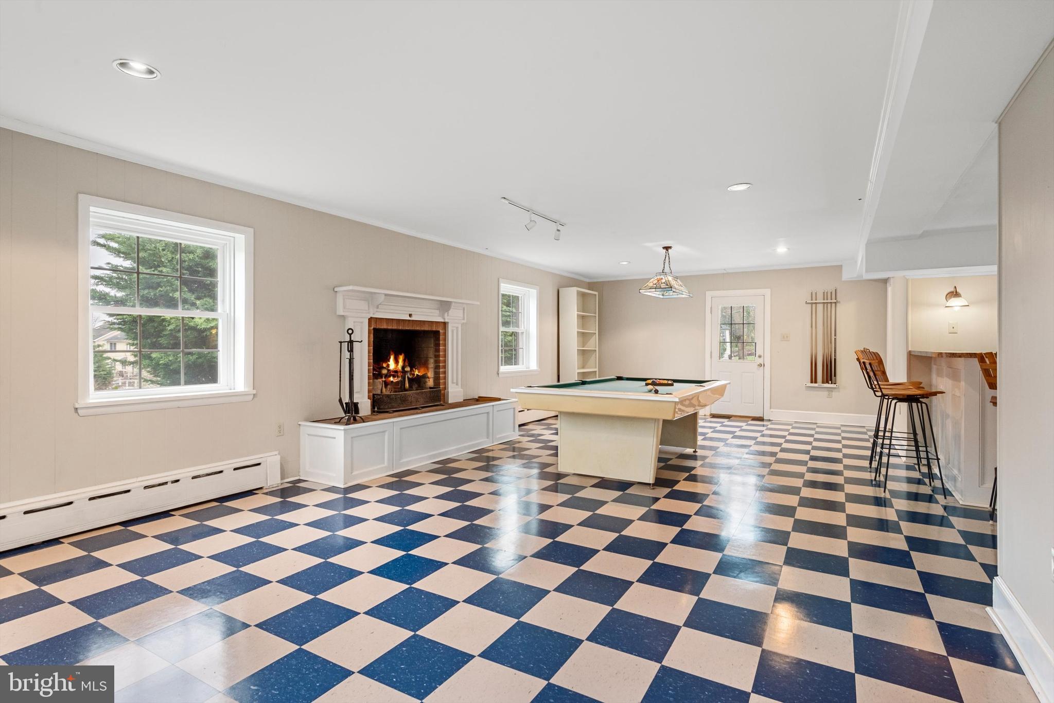 WINCHESTER CITY - Residential