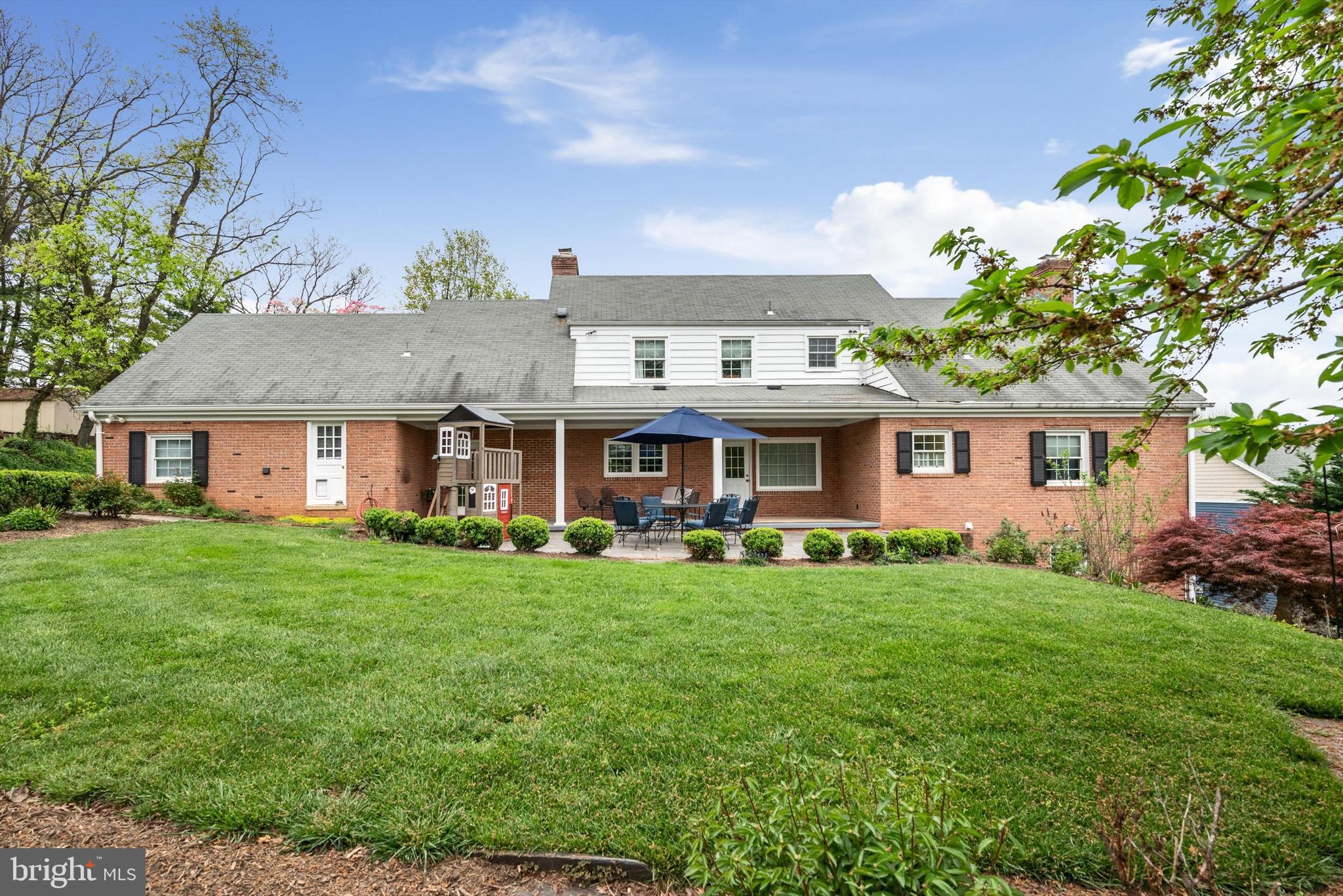 WINCHESTER CITY - Residential