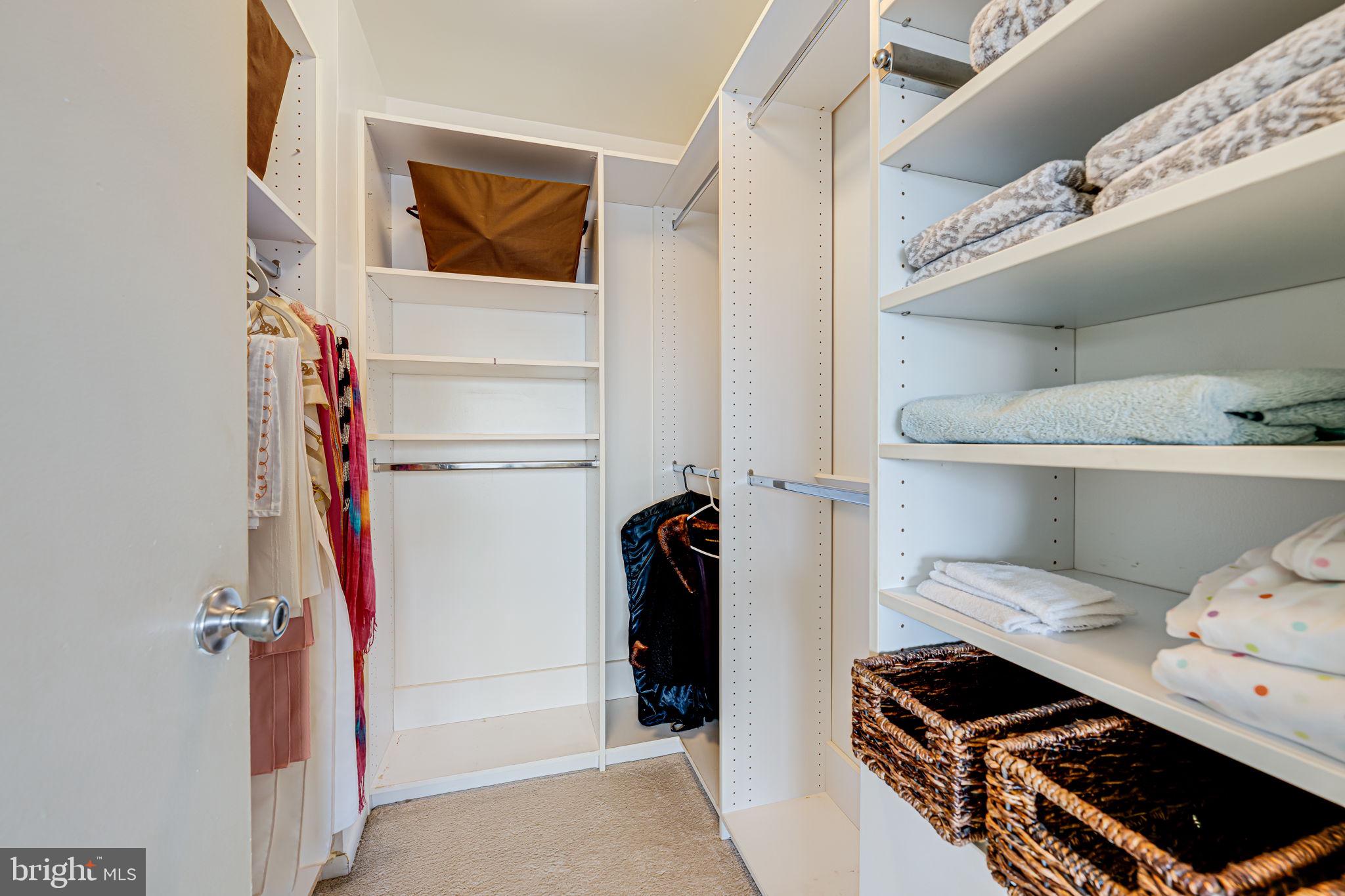 PAVILION ON THE PARK - Residential