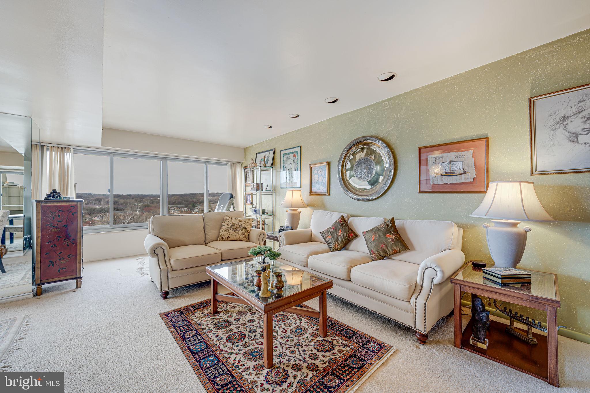 PAVILION ON THE PARK - Residential