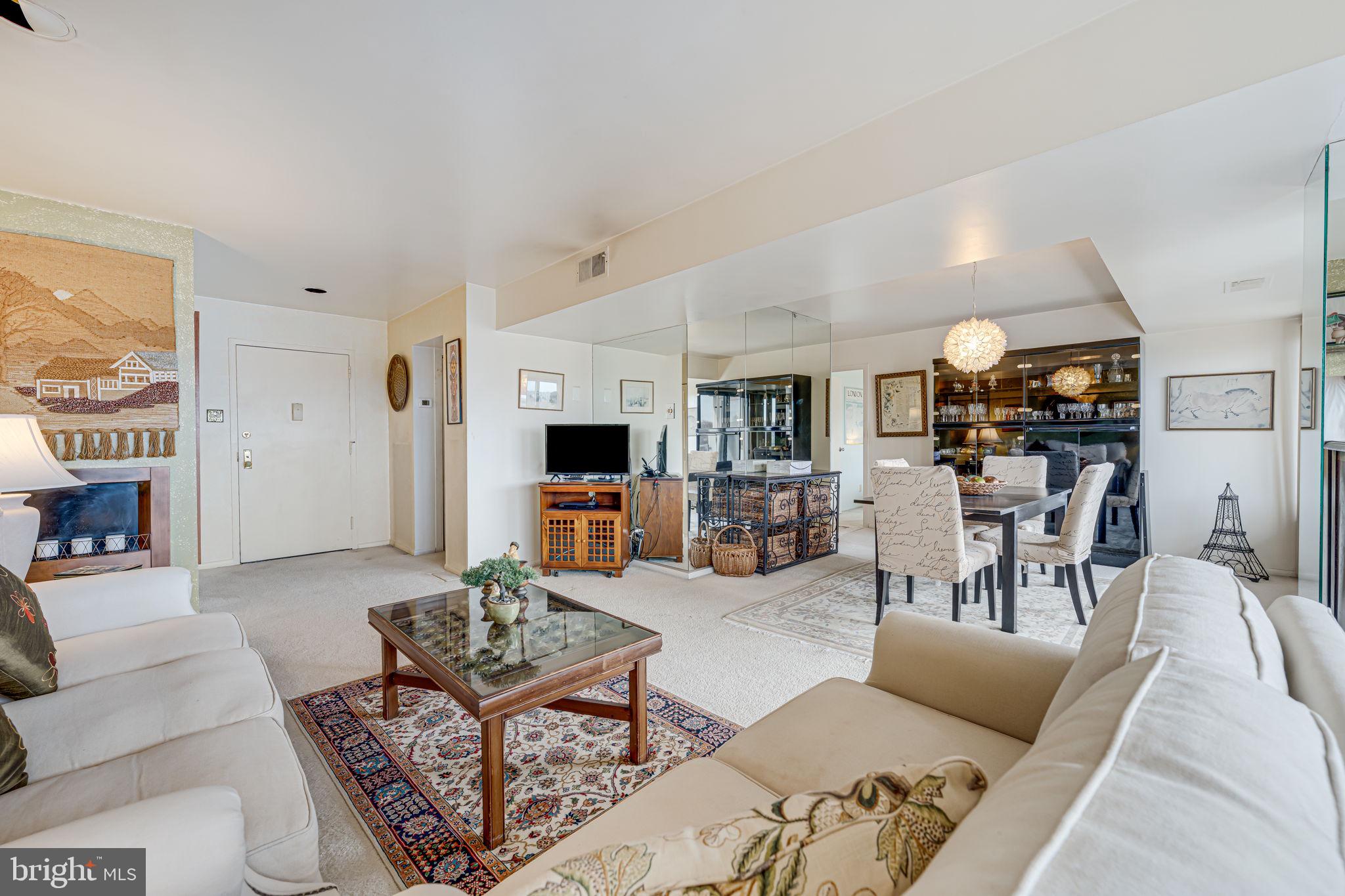 PAVILION ON THE PARK - Residential