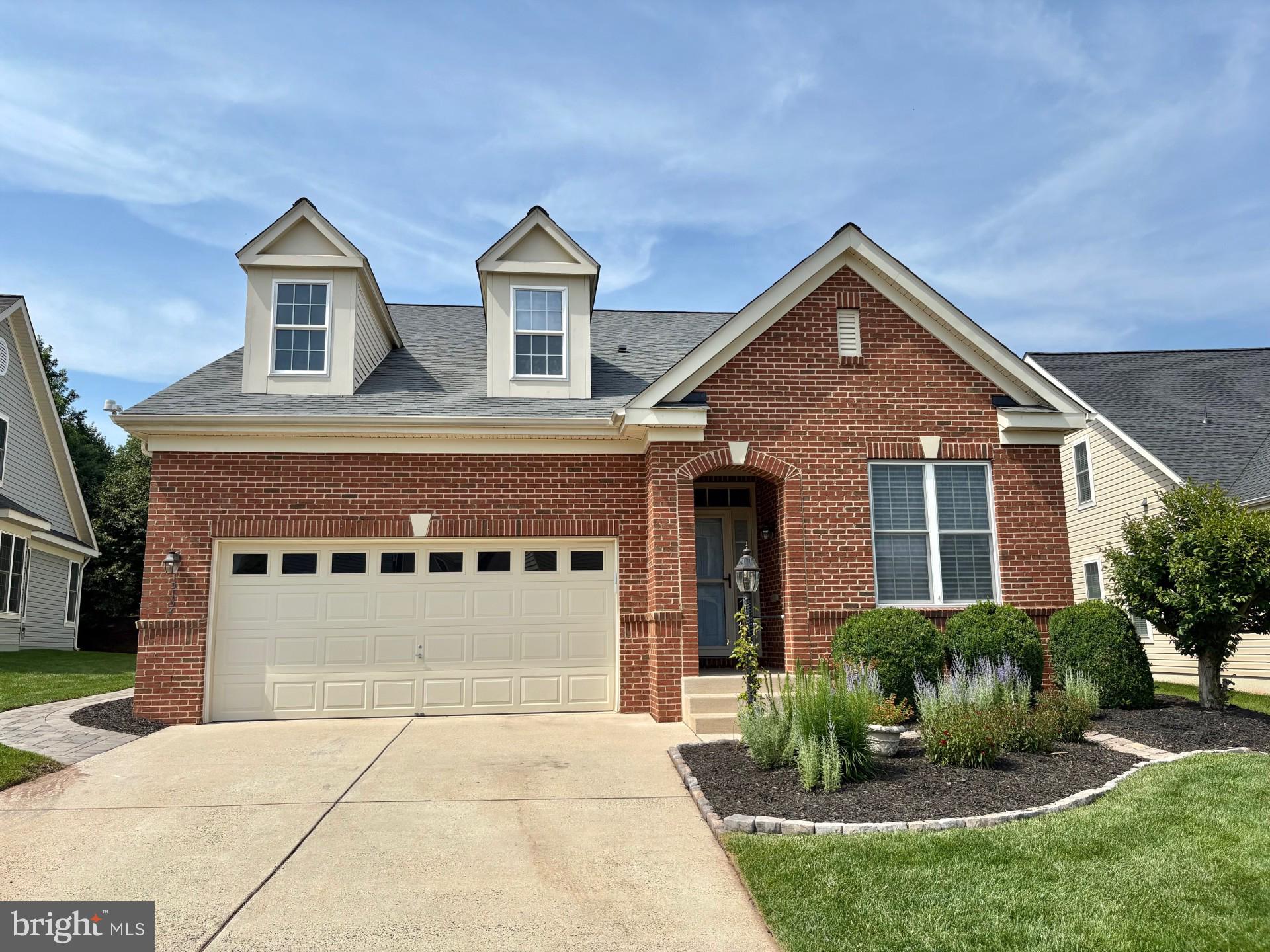 HERITAGE HUNT - Residential