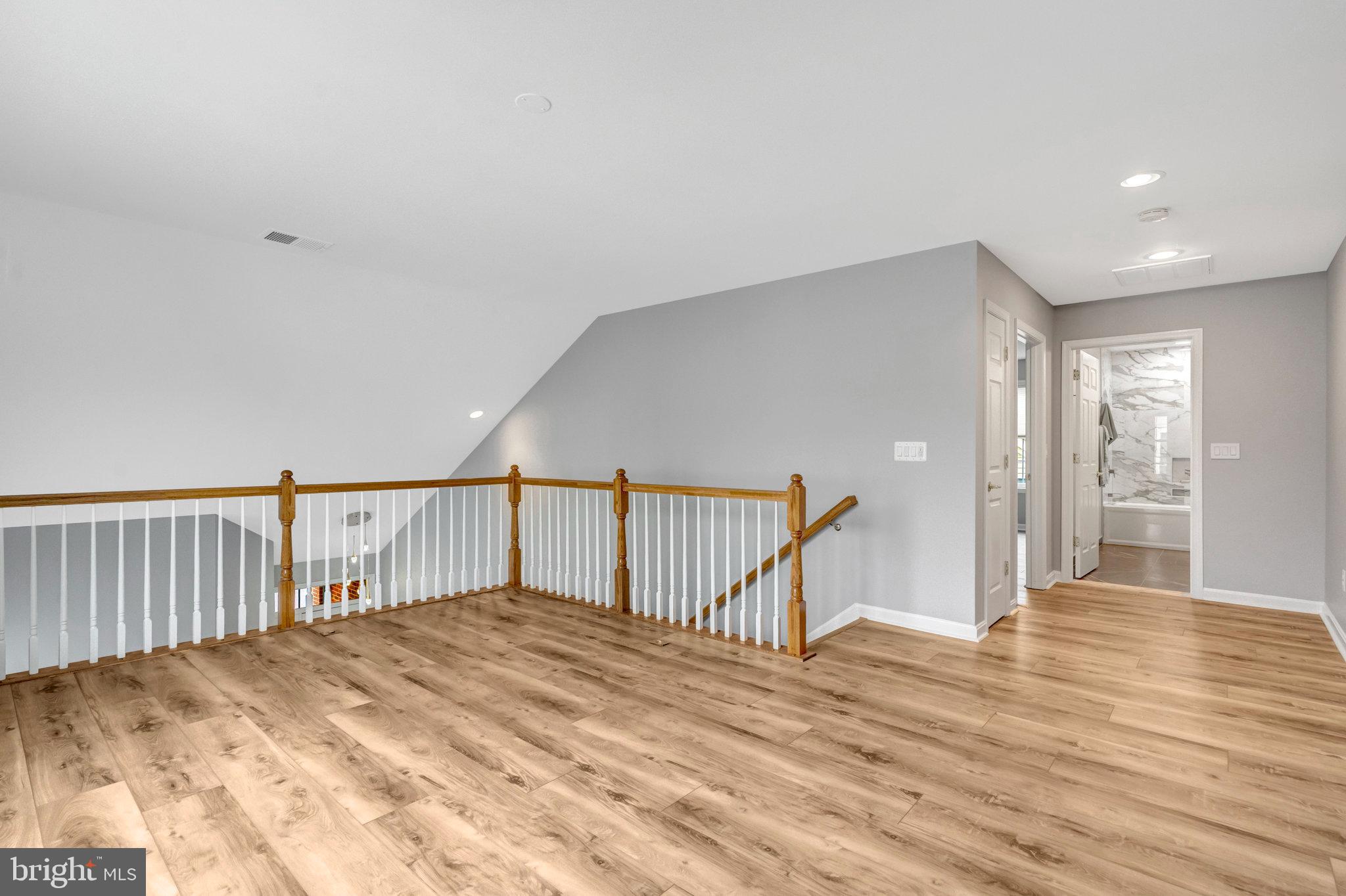 HERITAGE HUNT - Residential