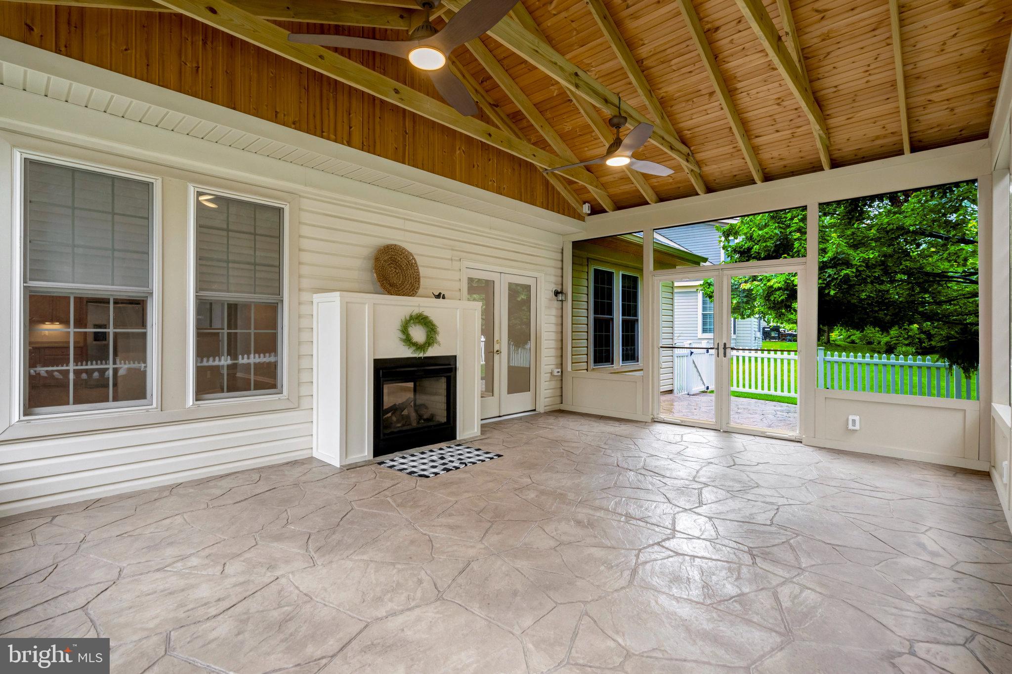 HERITAGE HUNT - Residential