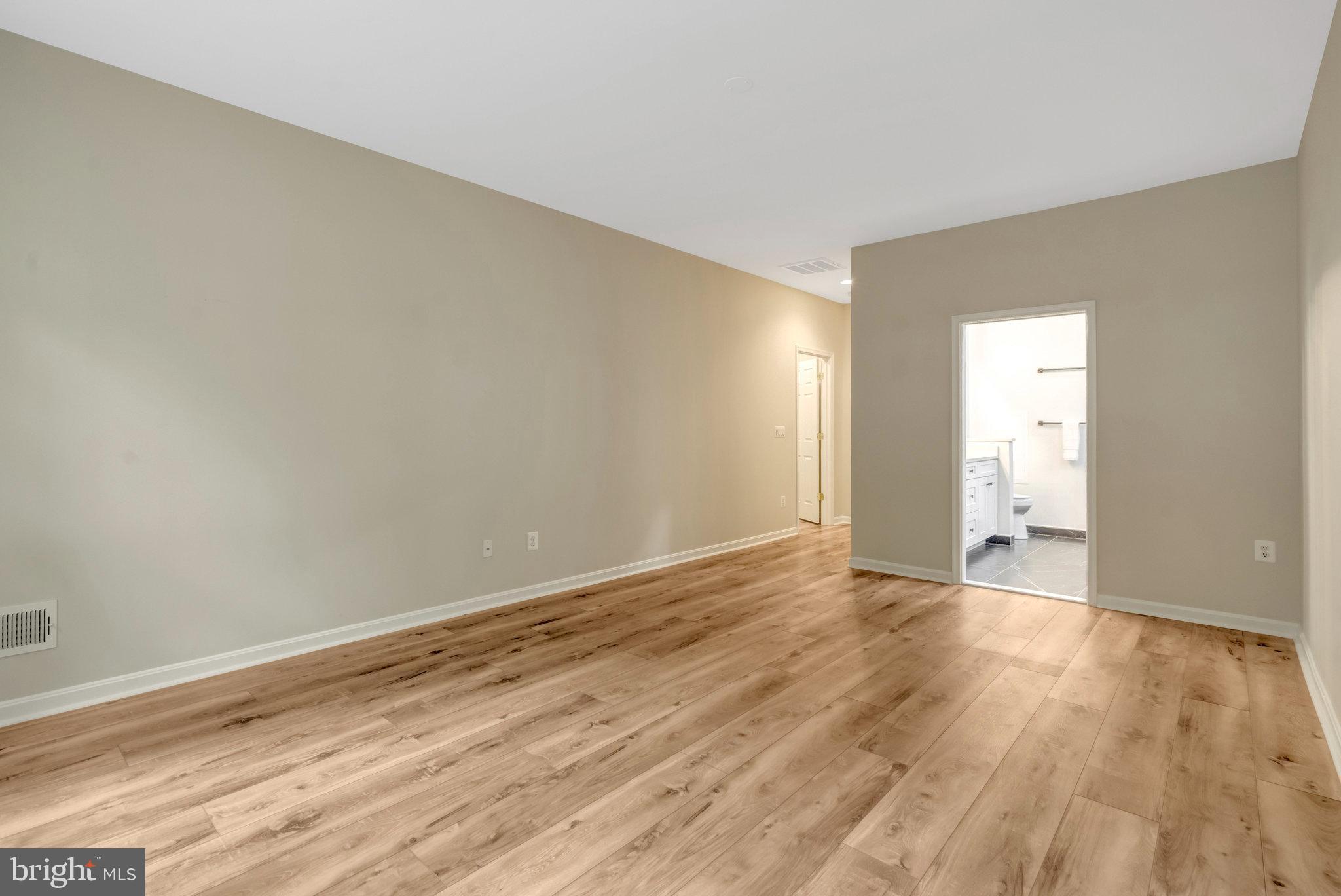 HERITAGE HUNT - Residential