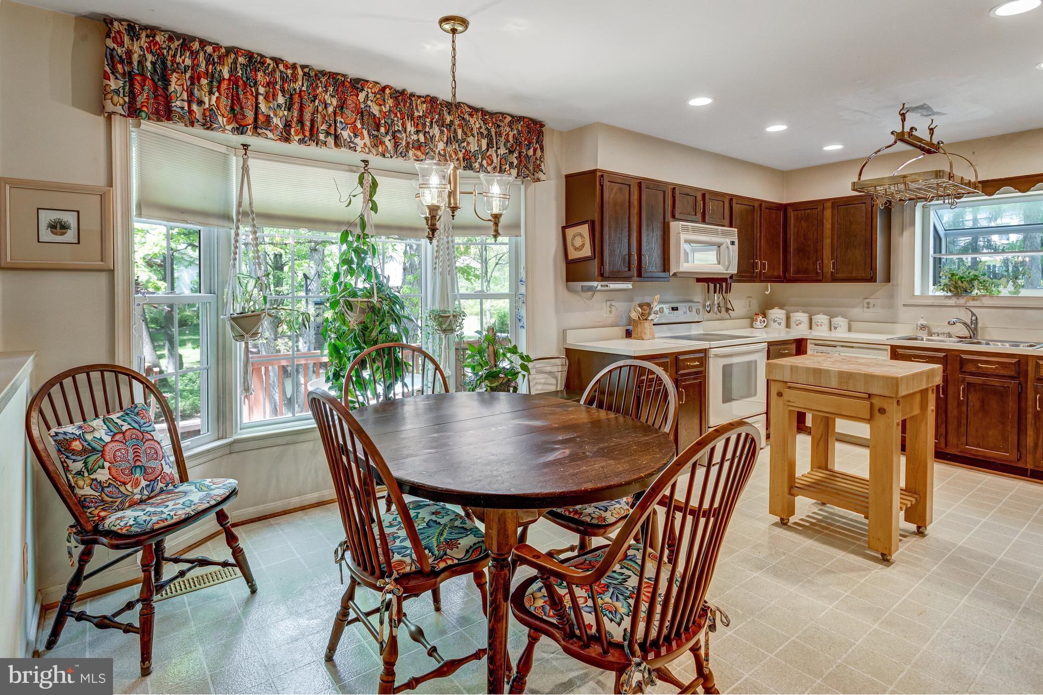 OAKWOOD ESTATES - Residential