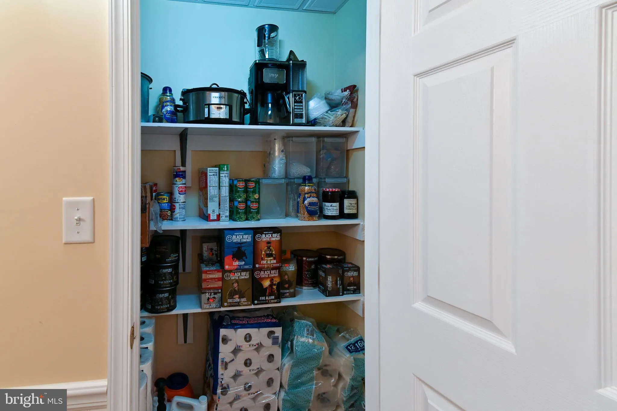 Berkeley Springs, West Virginia 25411, United States, 3 Bedrooms Bedrooms, ,3 BathroomsBathrooms,Residential,Active,171162