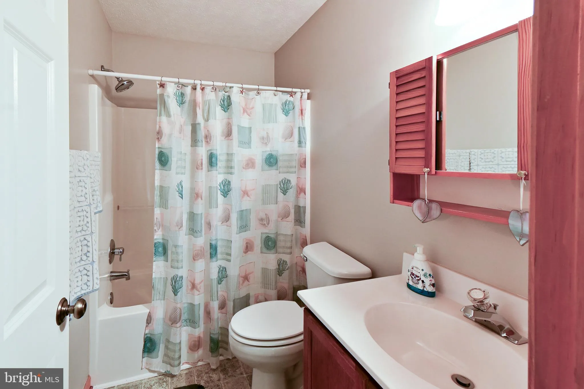 Berkeley Springs, West Virginia 25411, United States, 3 Bedrooms Bedrooms, ,3 BathroomsBathrooms,Residential,Active,171162