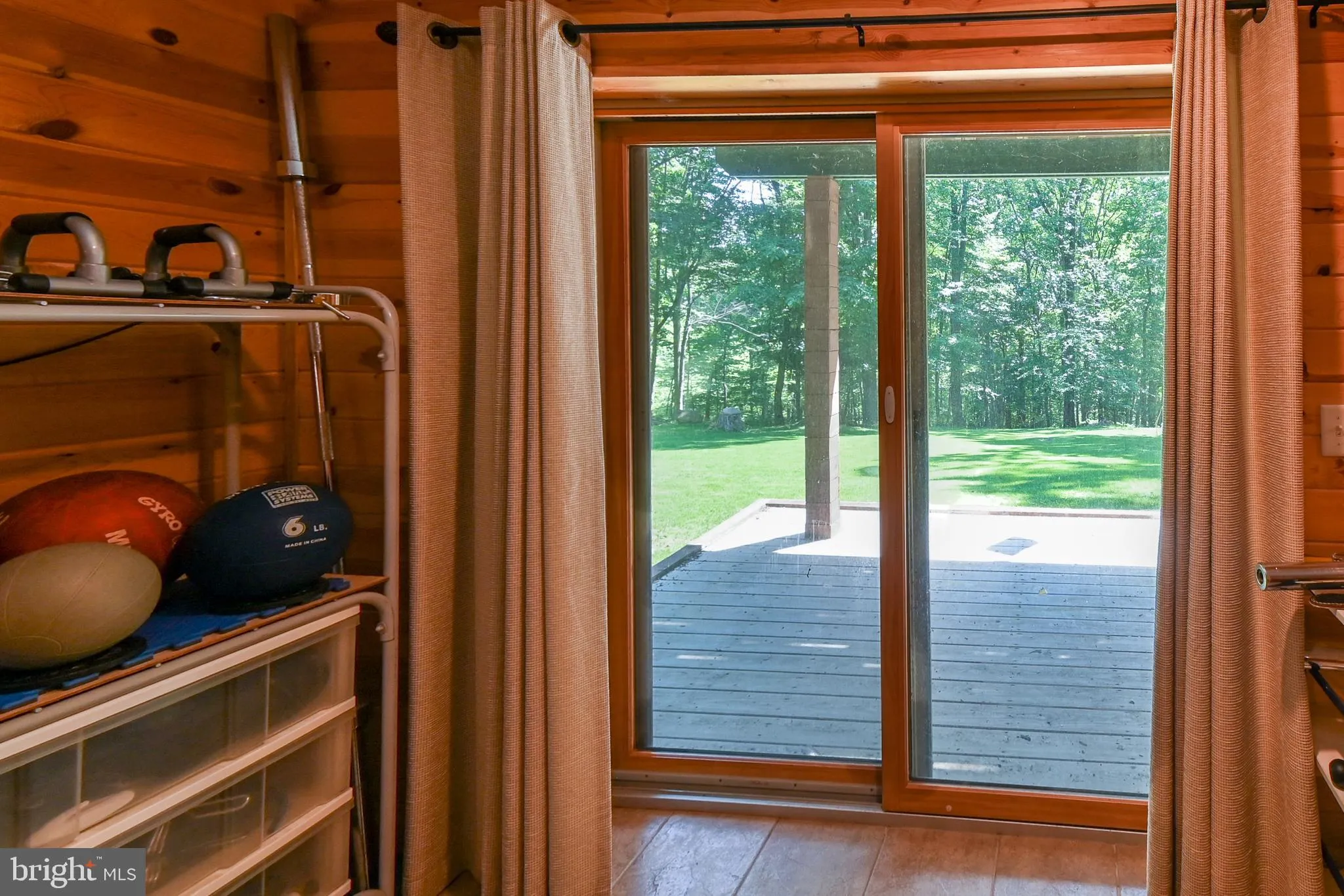 Berkeley Springs, West Virginia 25411, United States, 3 Bedrooms Bedrooms, ,3 BathroomsBathrooms,Residential,Active,171162