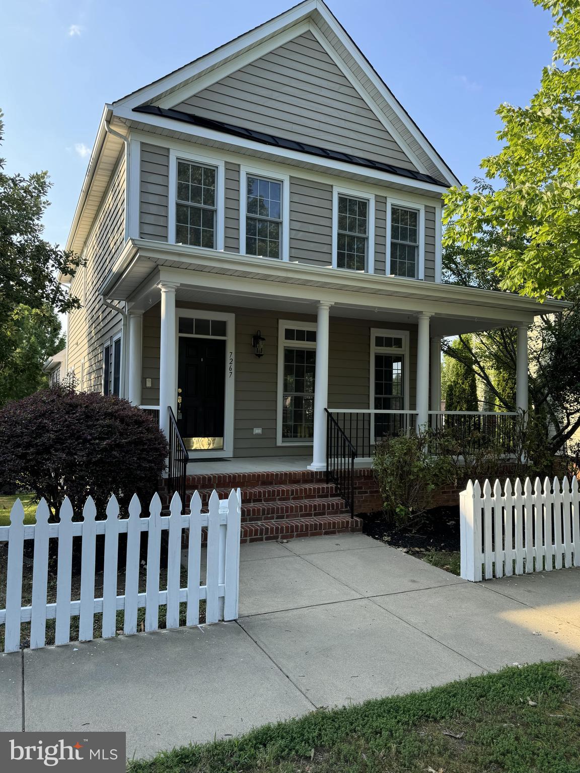 LADYSMITH VILLAGE - Residential Lease