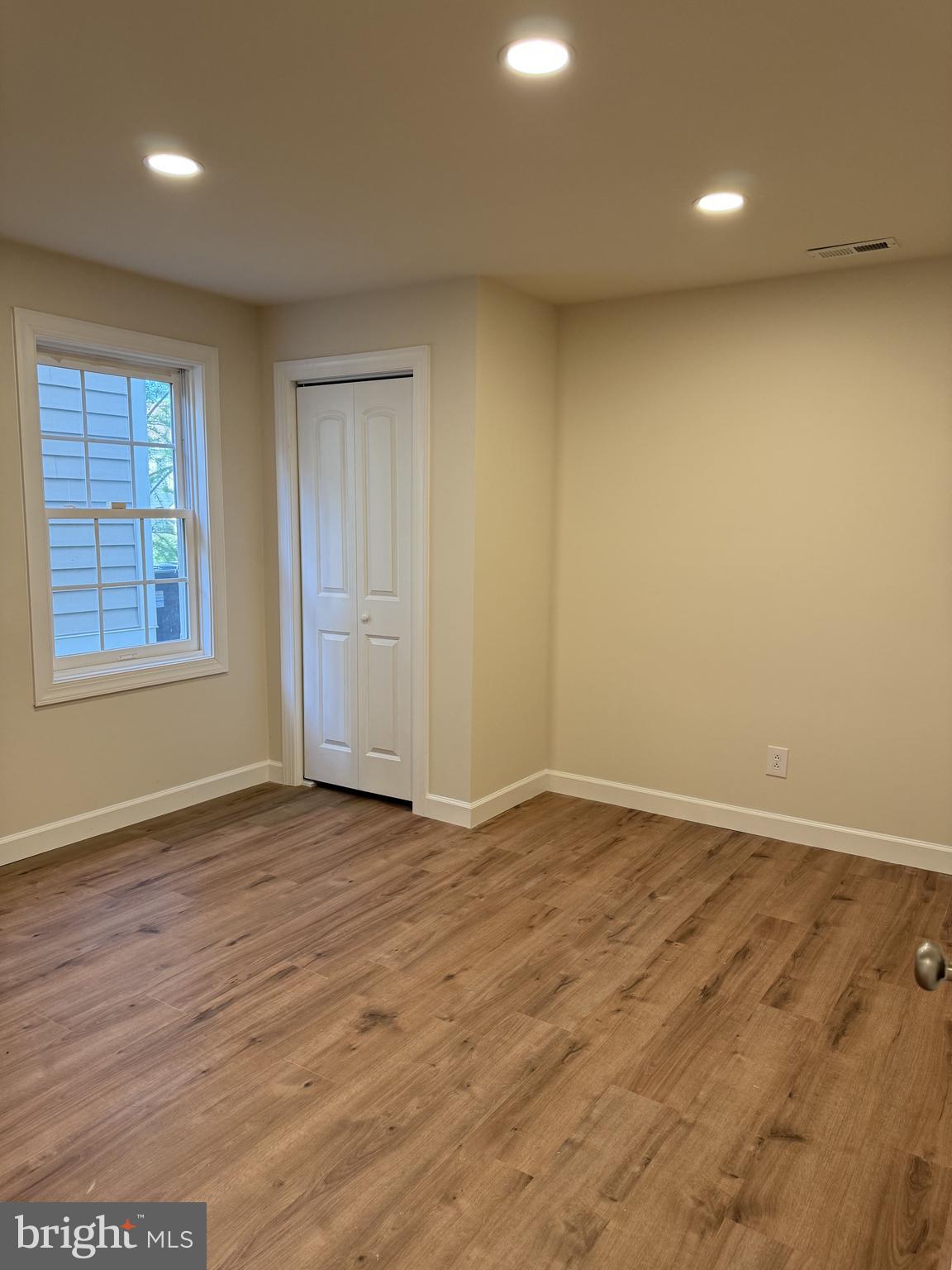 LADYSMITH VILLAGE - Residential Lease