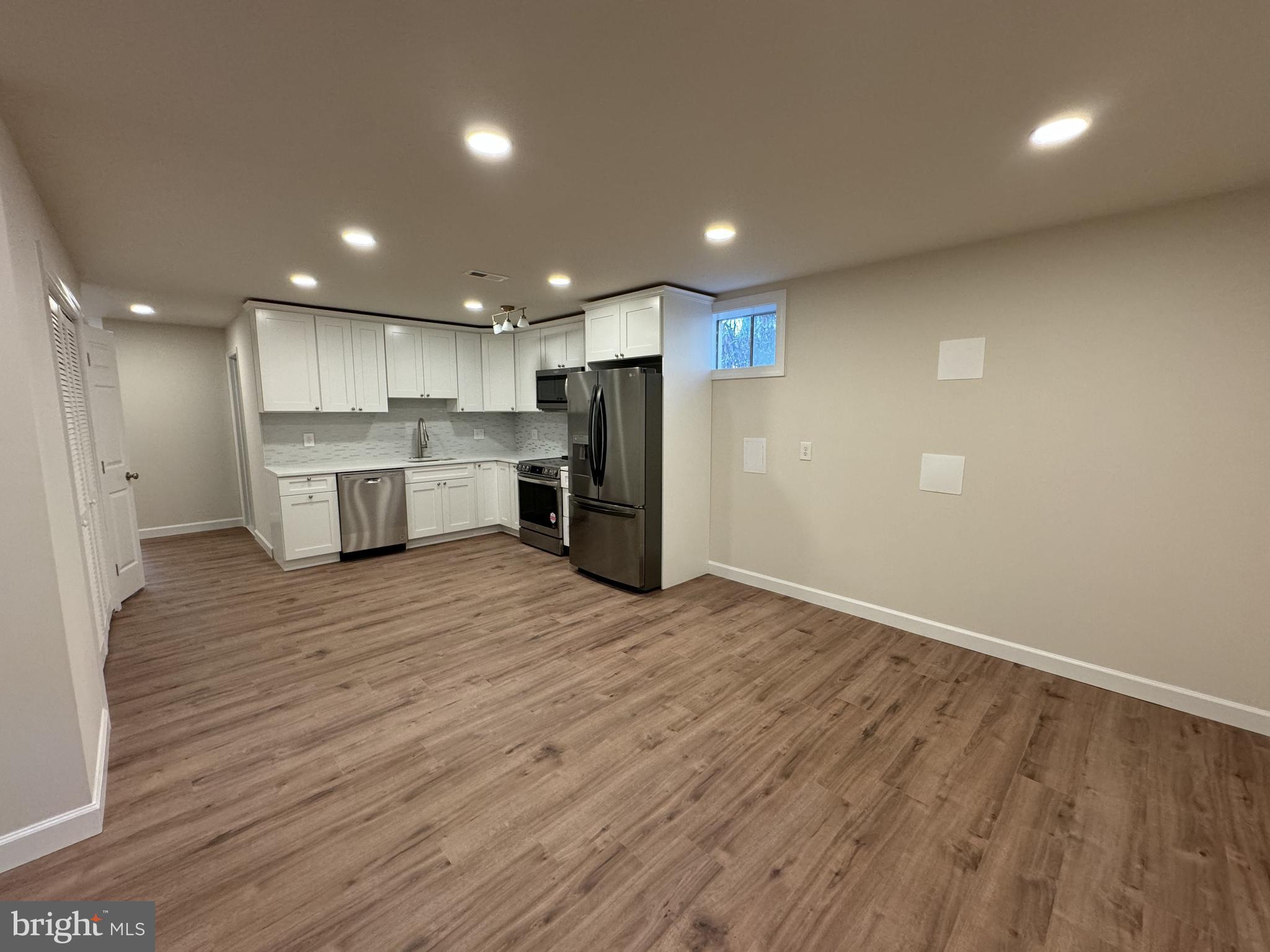 LADYSMITH VILLAGE - Residential Lease