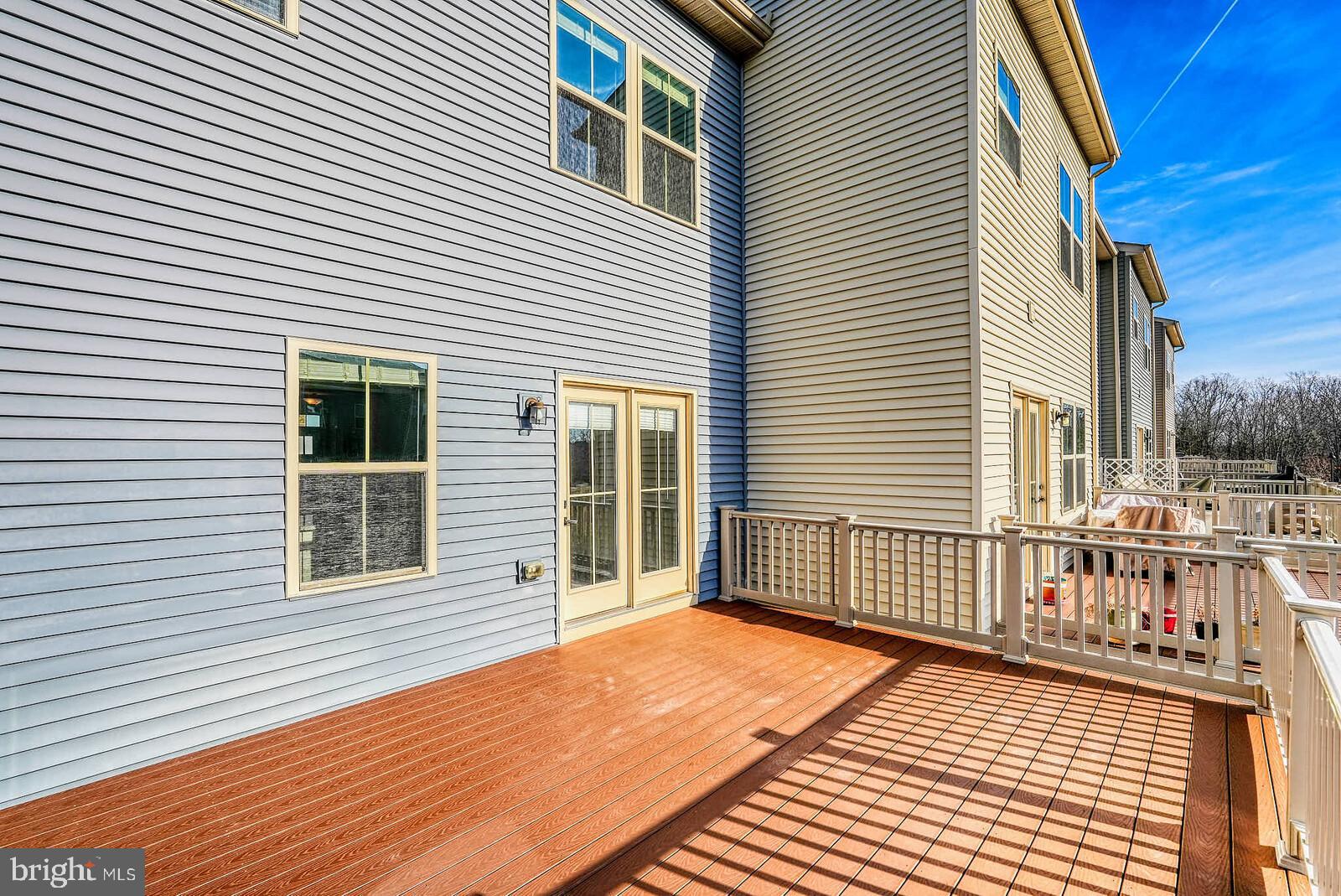 LAKE LINGANORE TOWN CENTER - Residential Lease