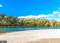 LAKE LINGANORE TOWN CENTER - Residential Lease