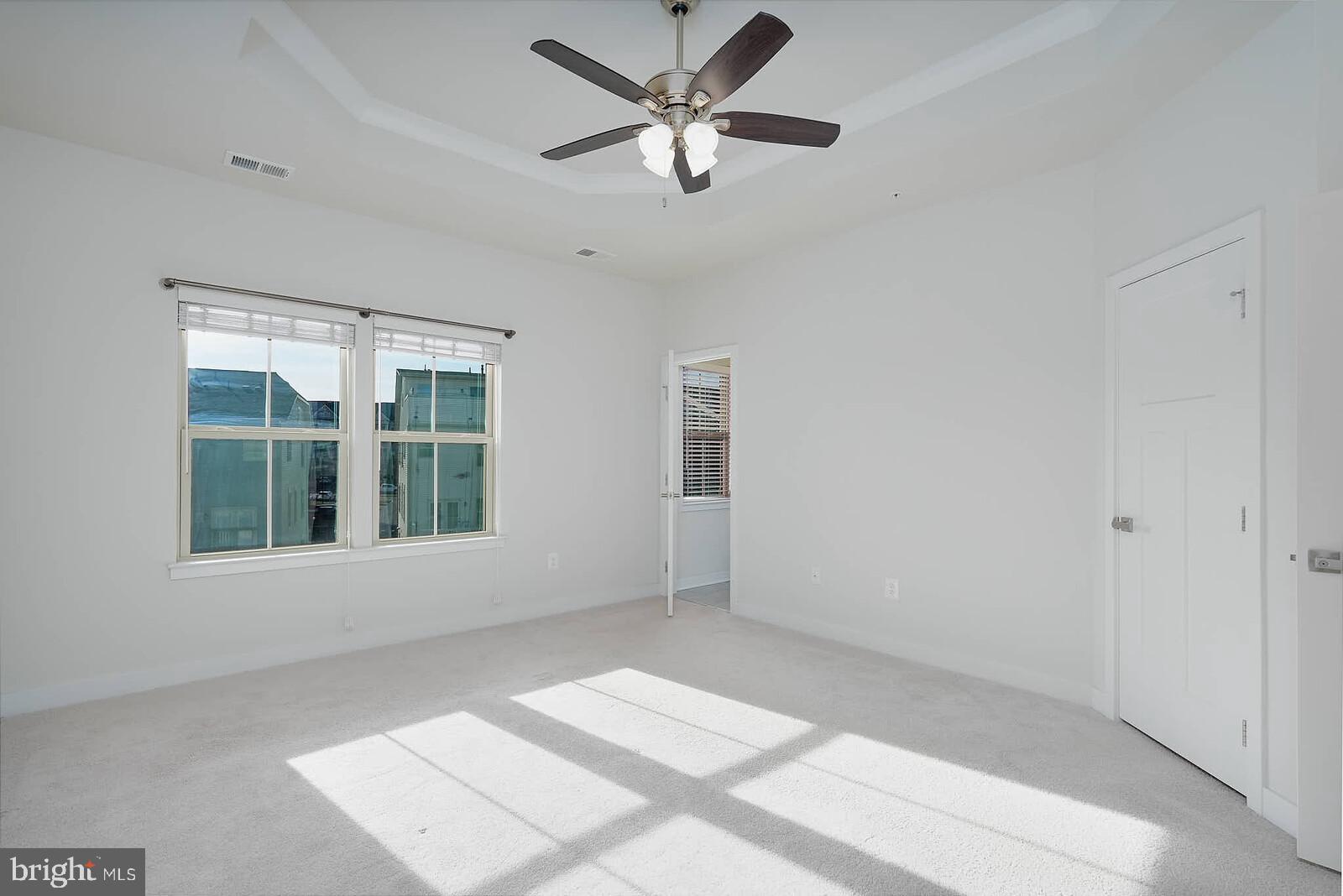 LAKE LINGANORE TOWN CENTER - Residential Lease