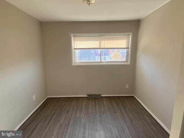 KENT VILLAGE - Residential