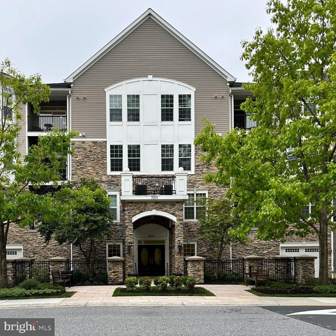 THE HIGHLANDS AT QUARRY LAKE - Residential