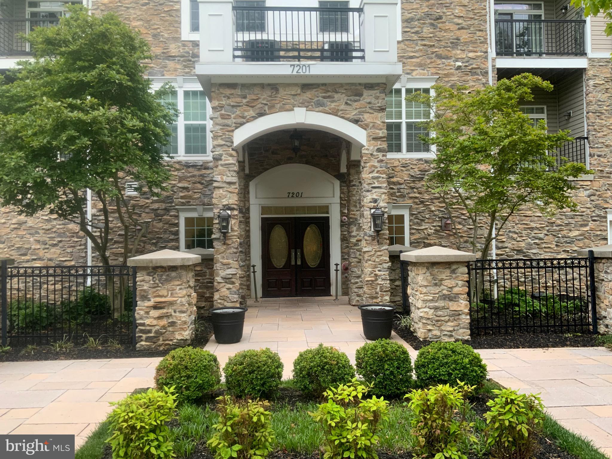 THE HIGHLANDS AT QUARRY LAKE - Residential