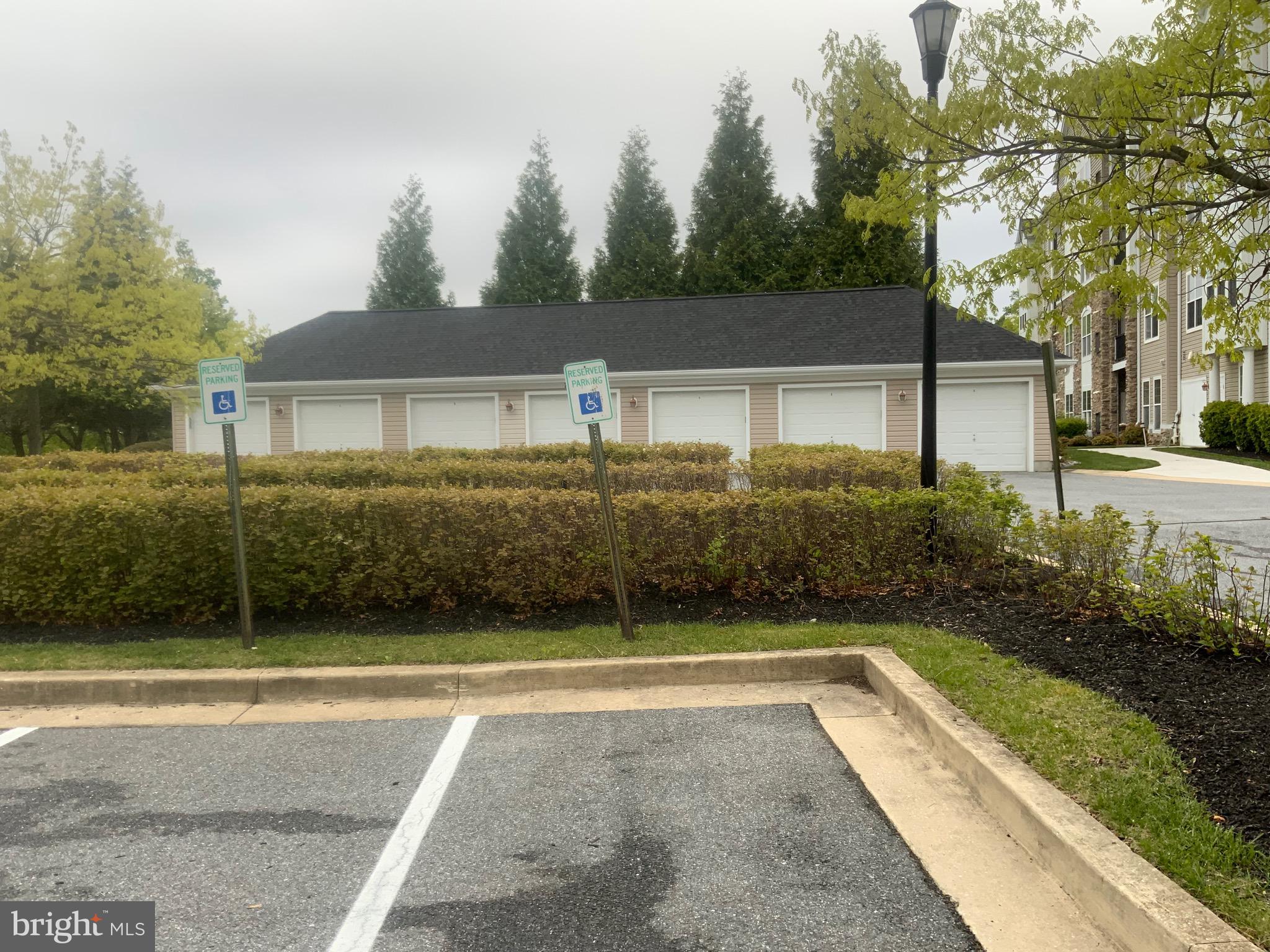 THE HIGHLANDS AT QUARRY LAKE - Residential