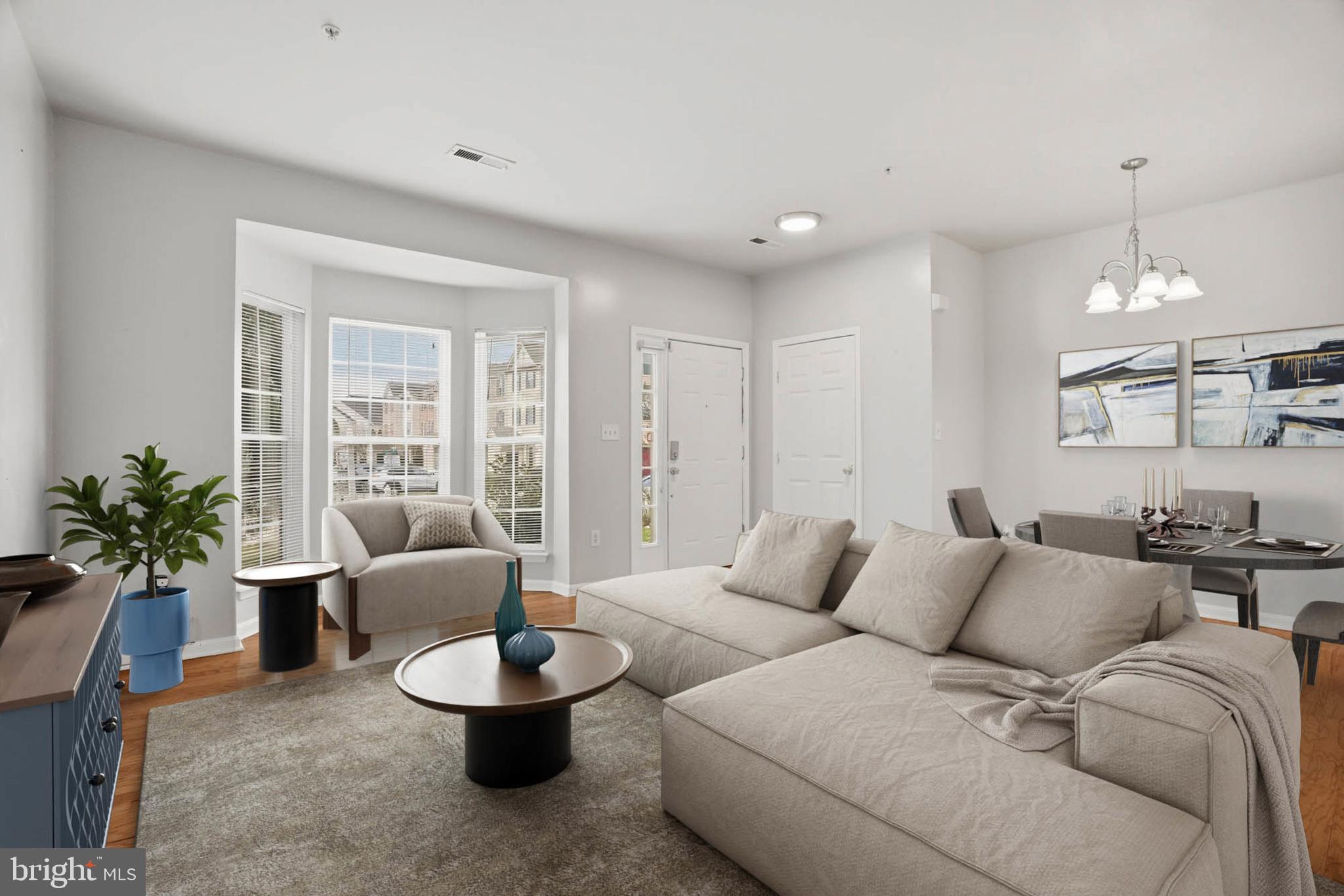 SEVEN OAKS - Residential