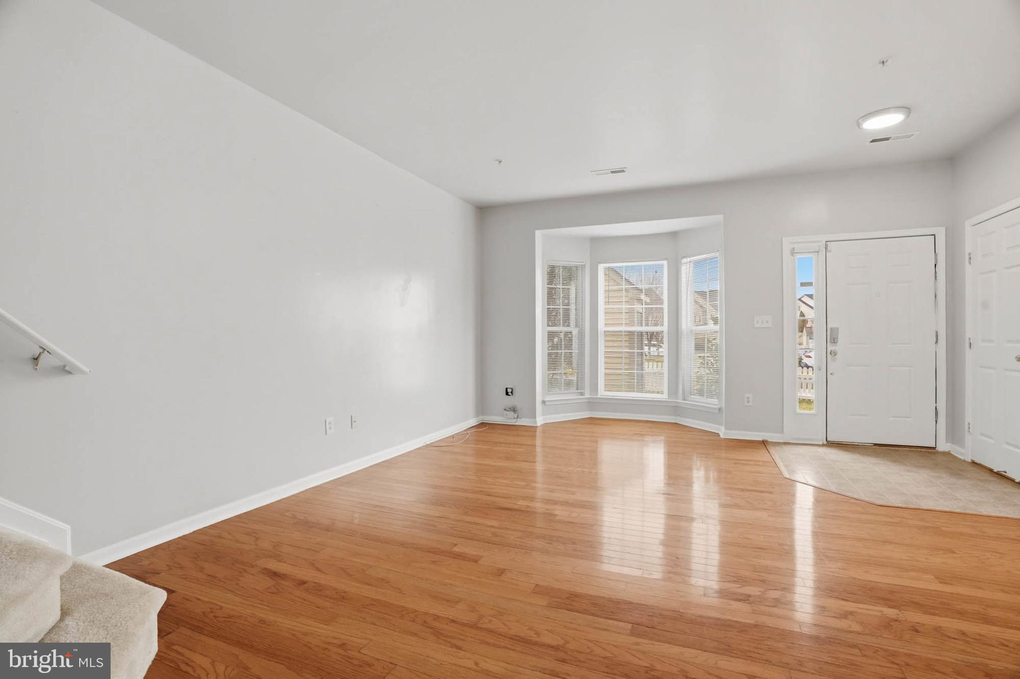 SEVEN OAKS - Residential